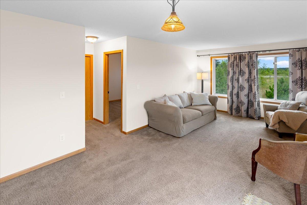 38260 Explorer Circle Property Photo 14