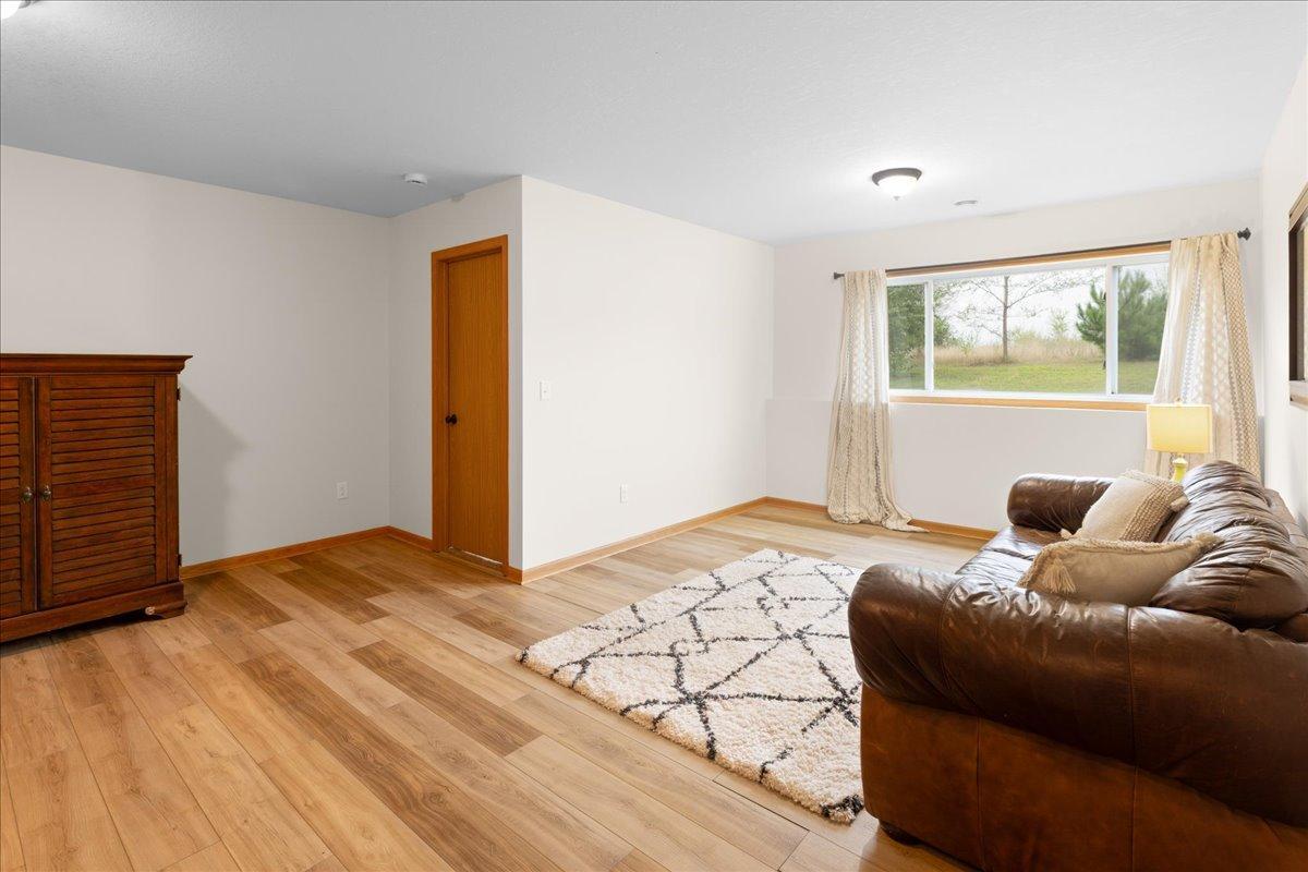 38260 Explorer Circle Property Photo 21