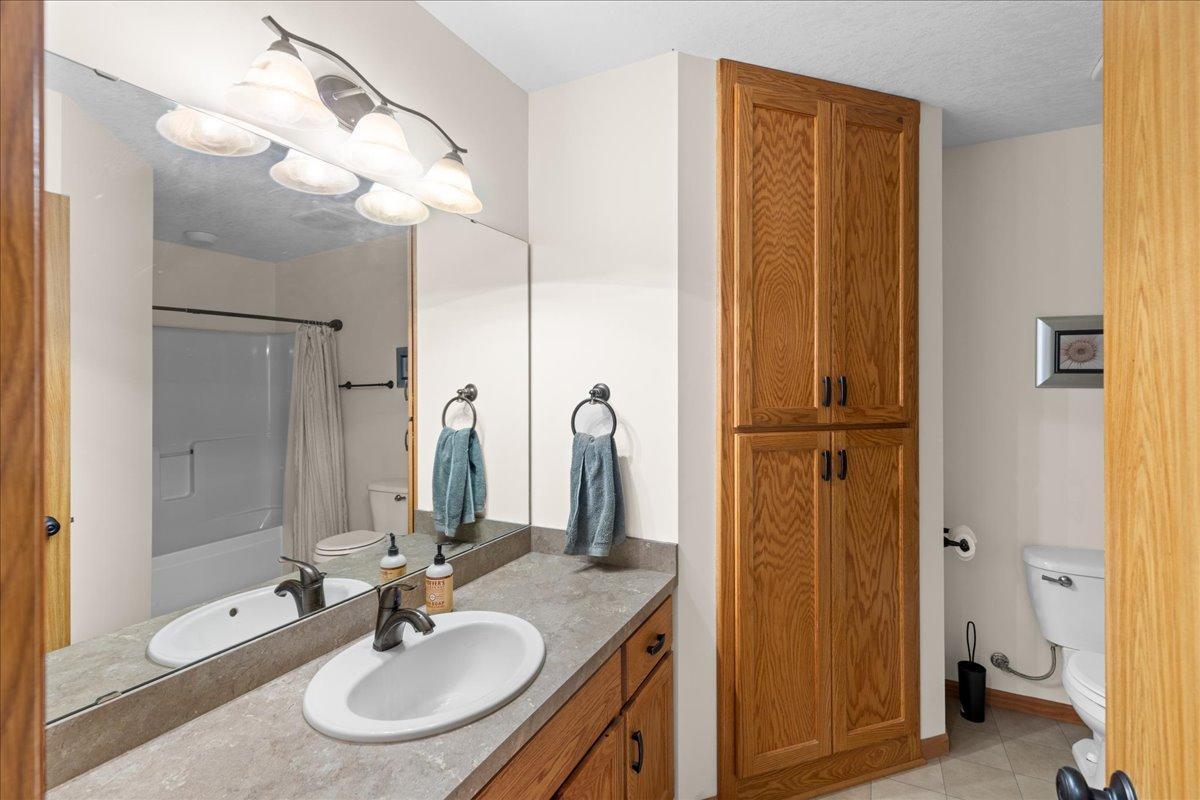 38260 Explorer Circle Property Photo 24