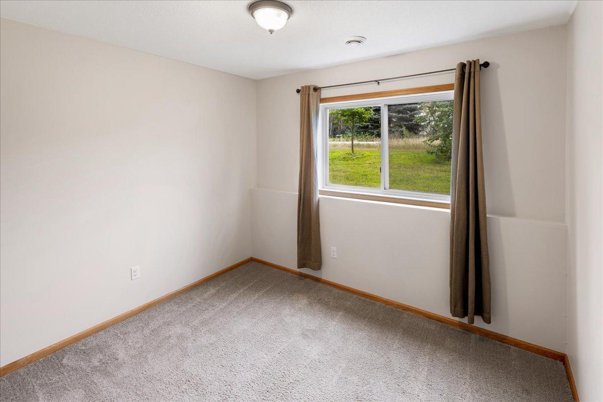 38260 Explorer Circle Property Photo 29