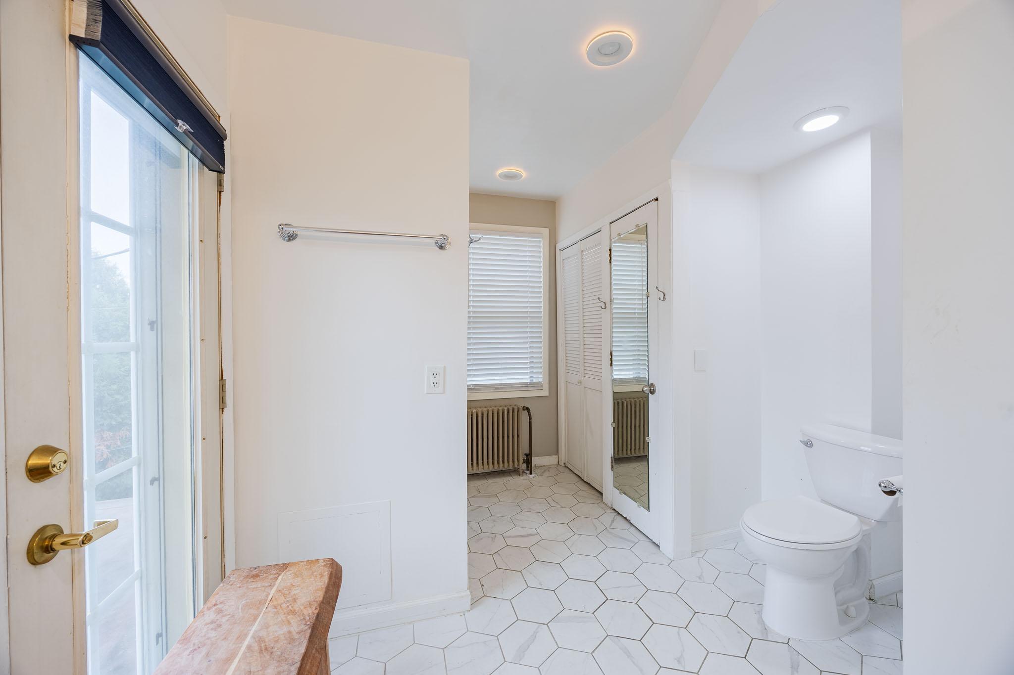 2012 Selby Avenue Property Photo 23