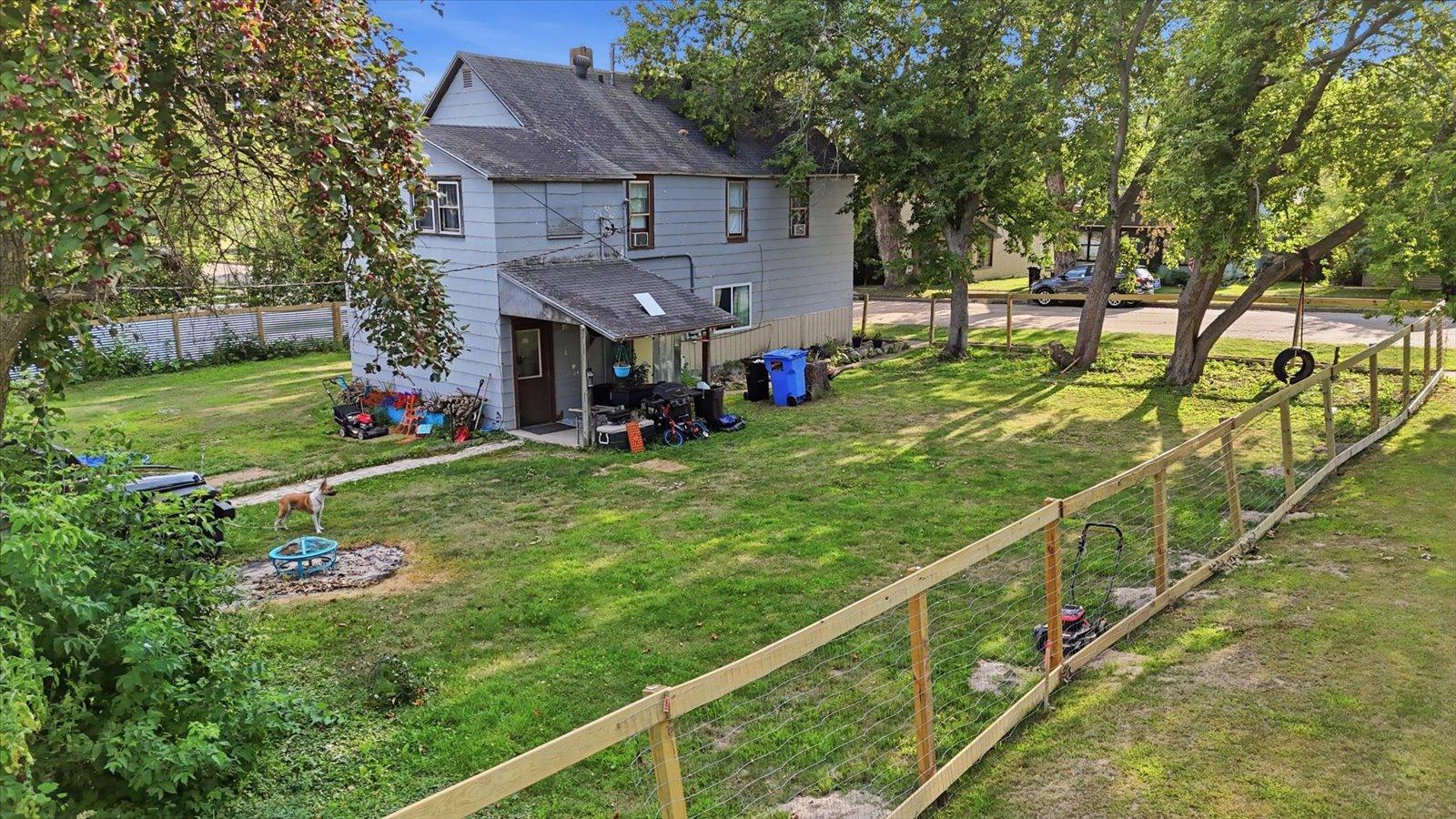 219 3rd Avenue Property Photo 1