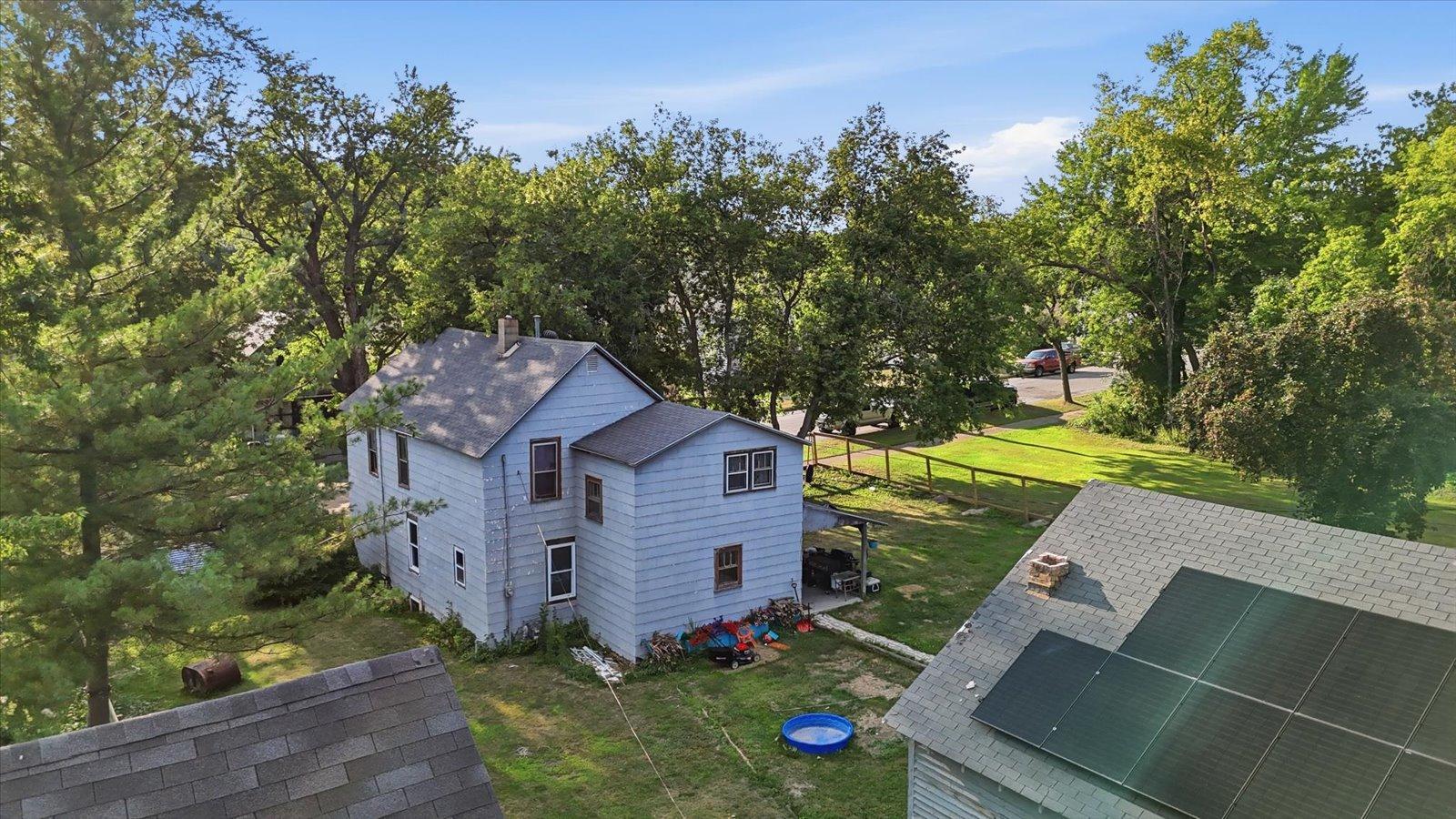 219 3rd Avenue Property Photo 3