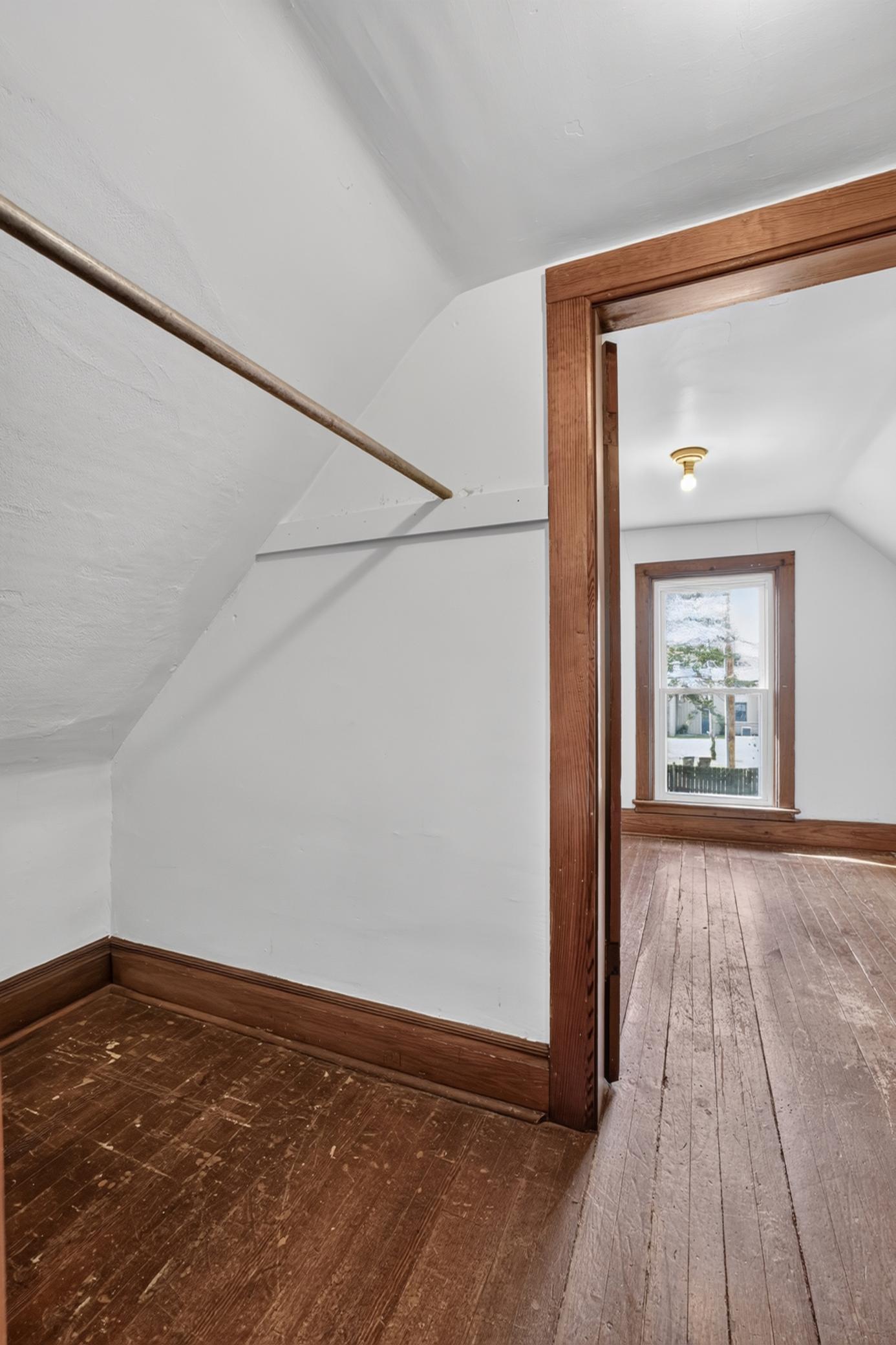205 2nd Street Property Photo 35