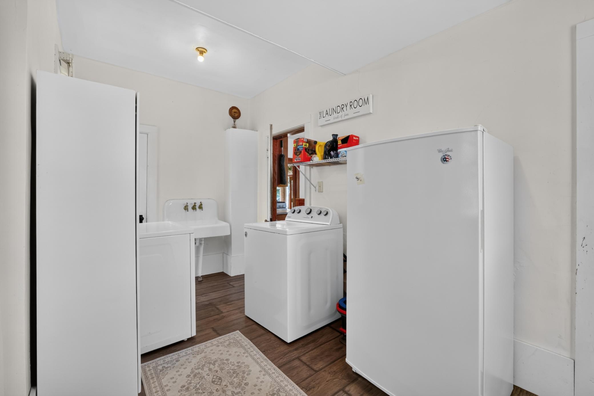 205 2nd Street Property Photo 48