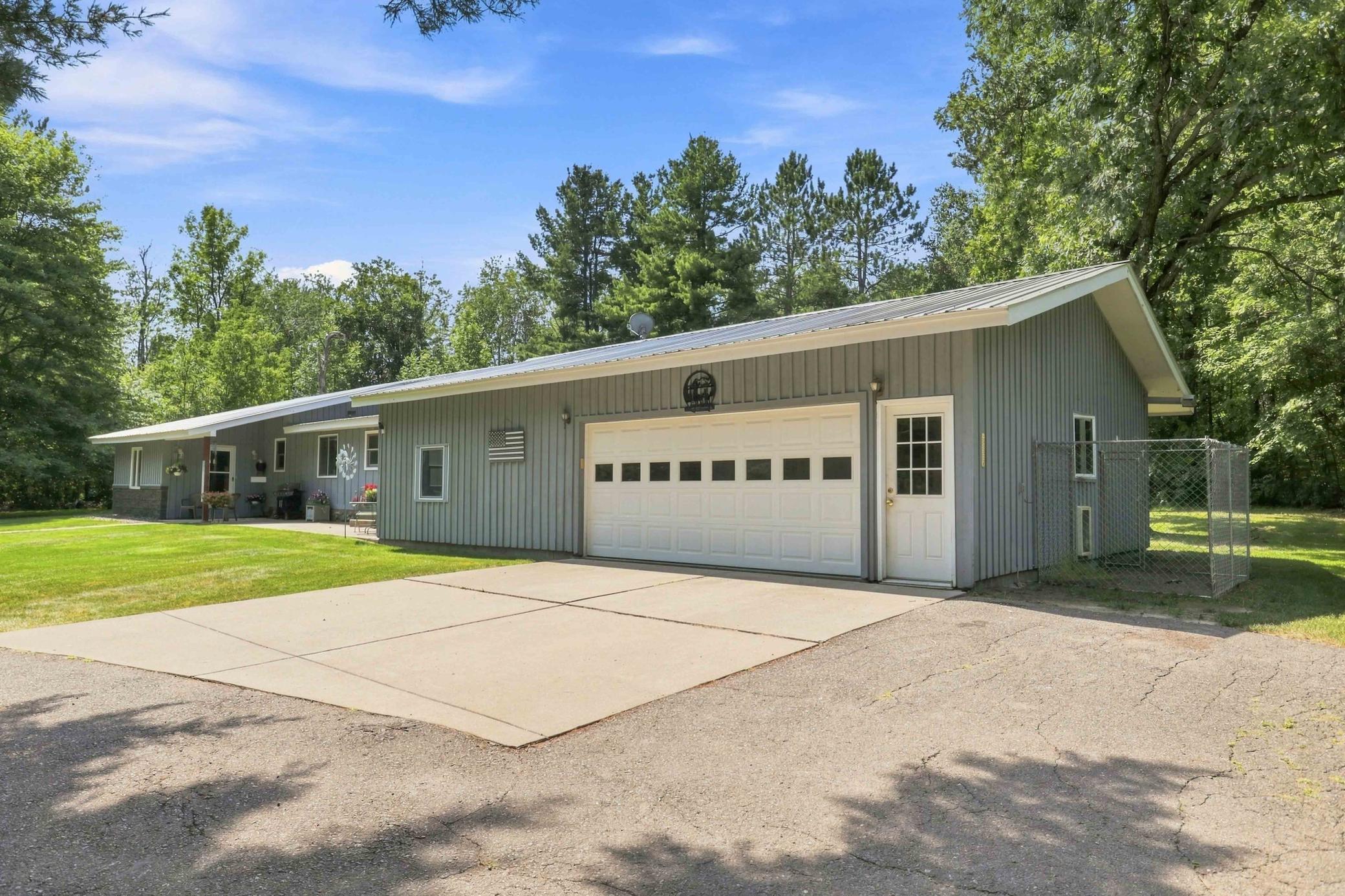 26651 Riverview Drive Property Photo 5