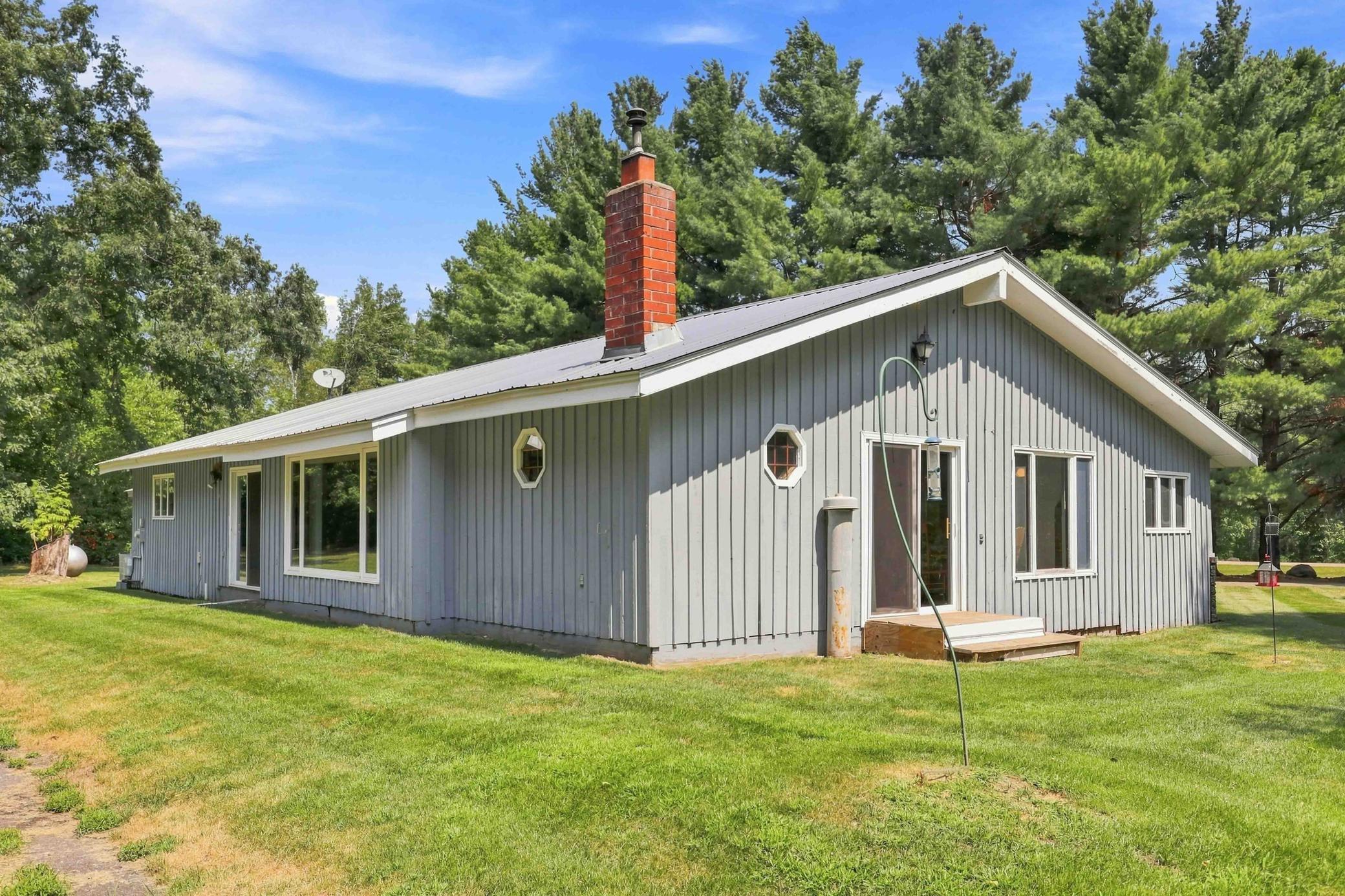26651 Riverview Drive Property Photo 6