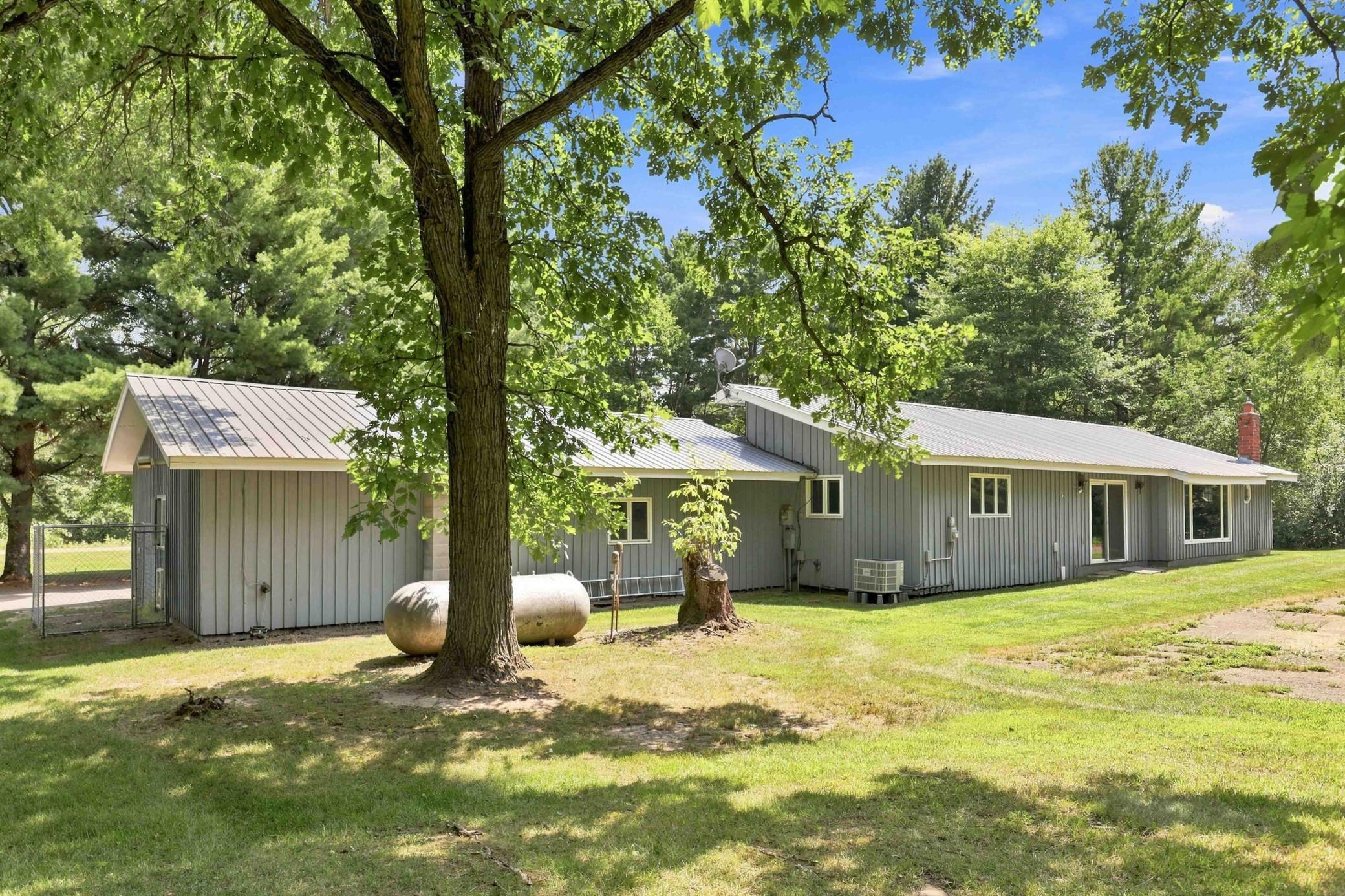 26651 Riverview Drive Property Photo 7