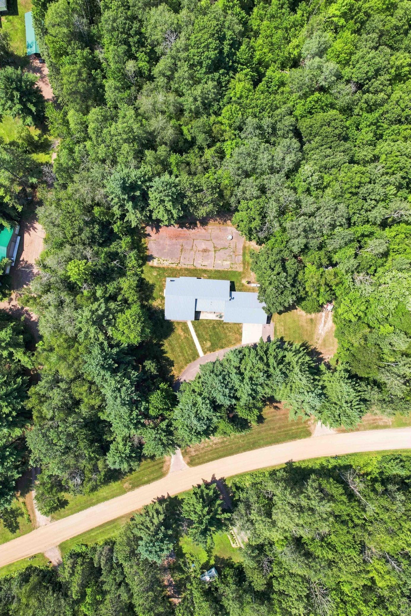 26651 Riverview Drive Property Photo 10