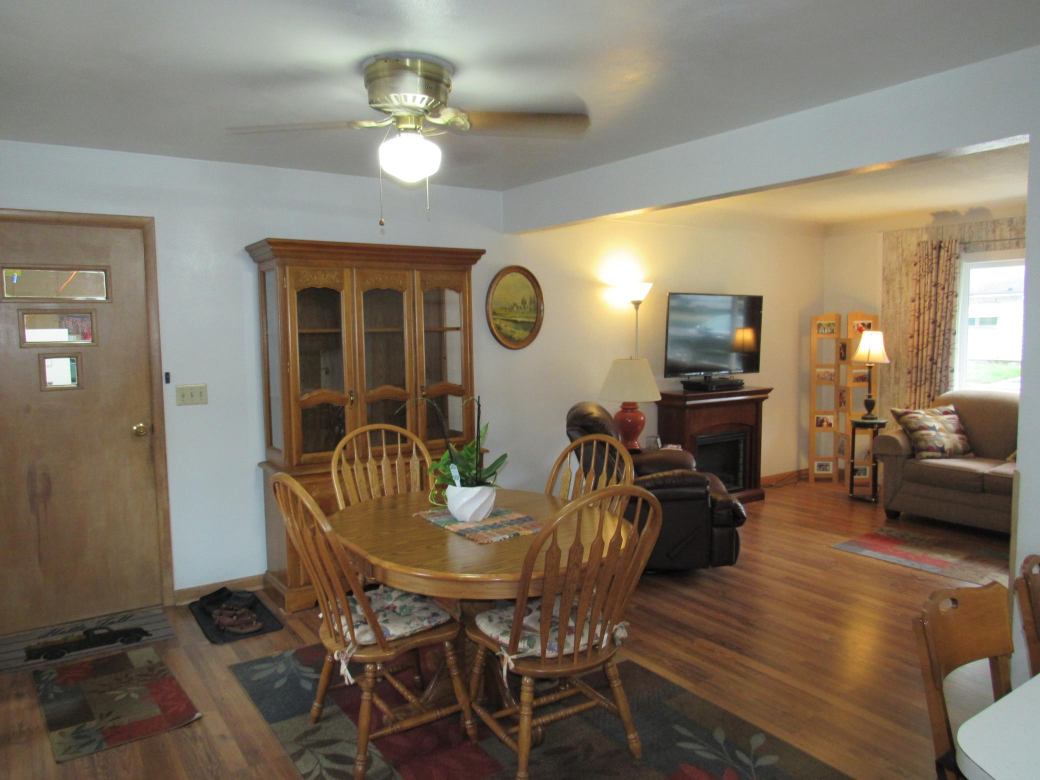 102 6th Street S Property Photo 6