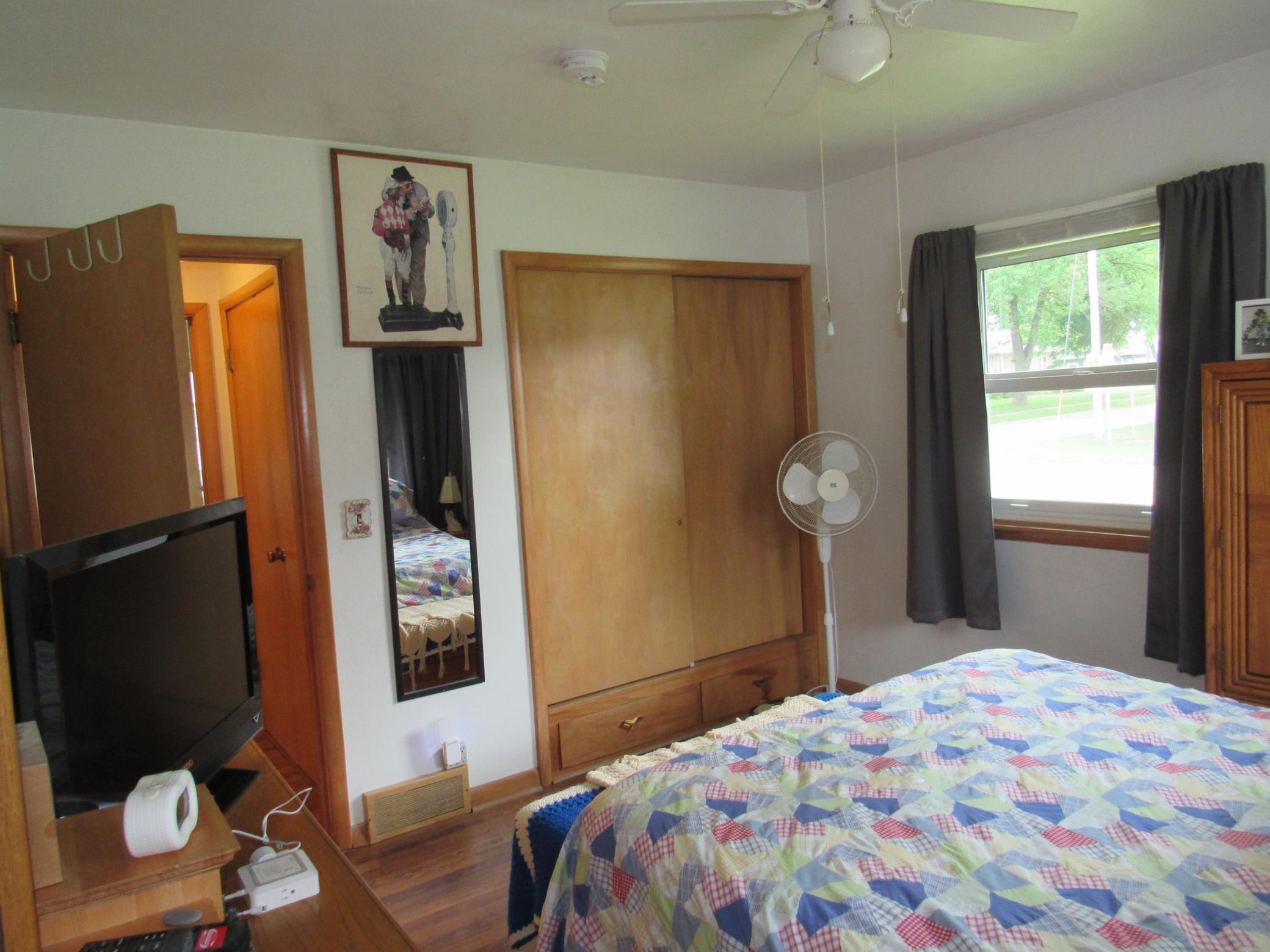 102 6th Street S Property Photo 15