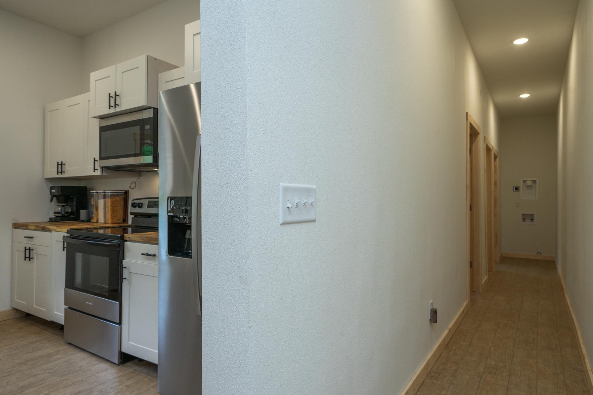 4707 Red Pine Drive Nw Property Photo 12