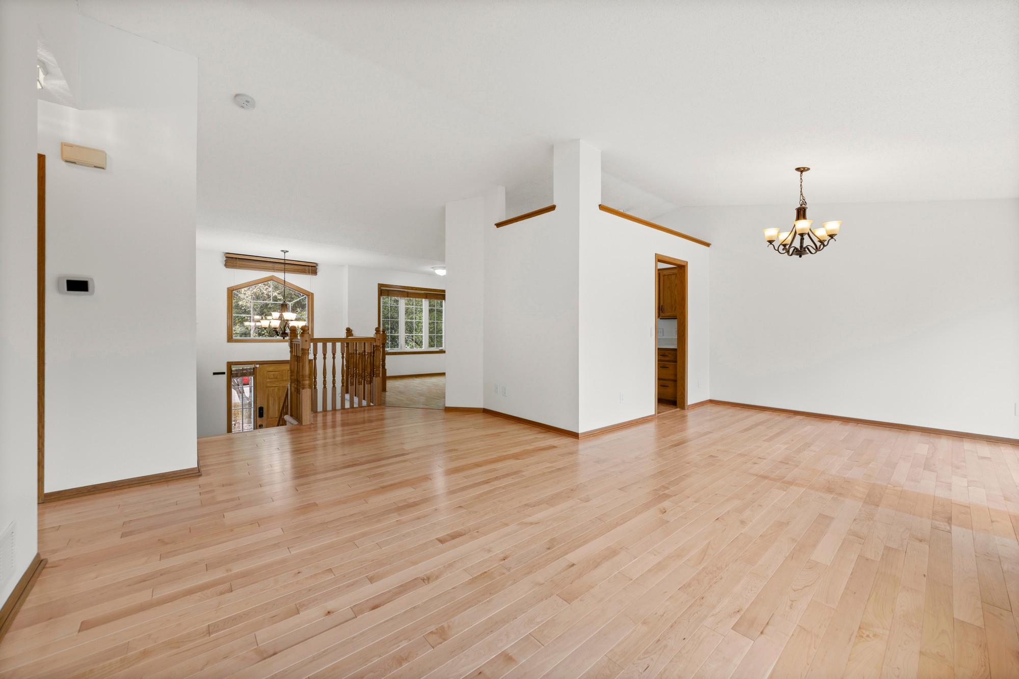 9024 Nevada Avenue N Property Photo 3