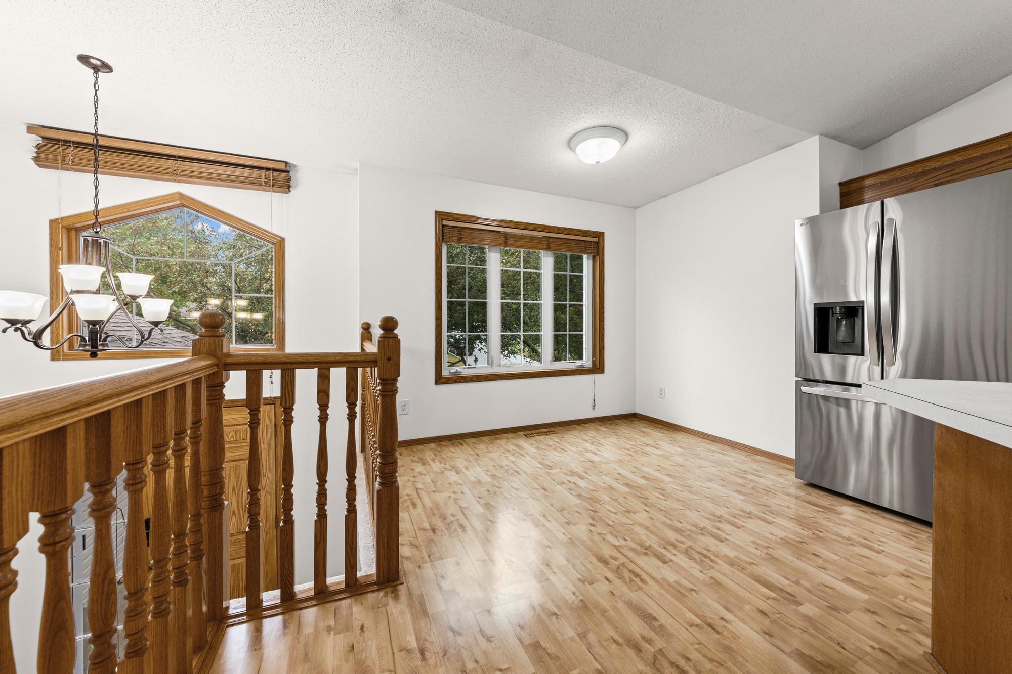 9024 Nevada Avenue N Property Photo 9