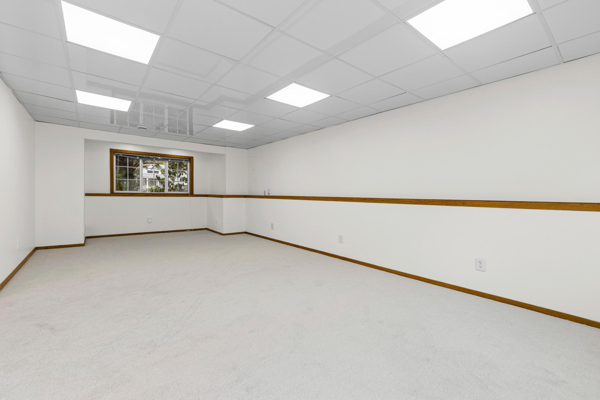 9024 Nevada Avenue N Property Photo 19