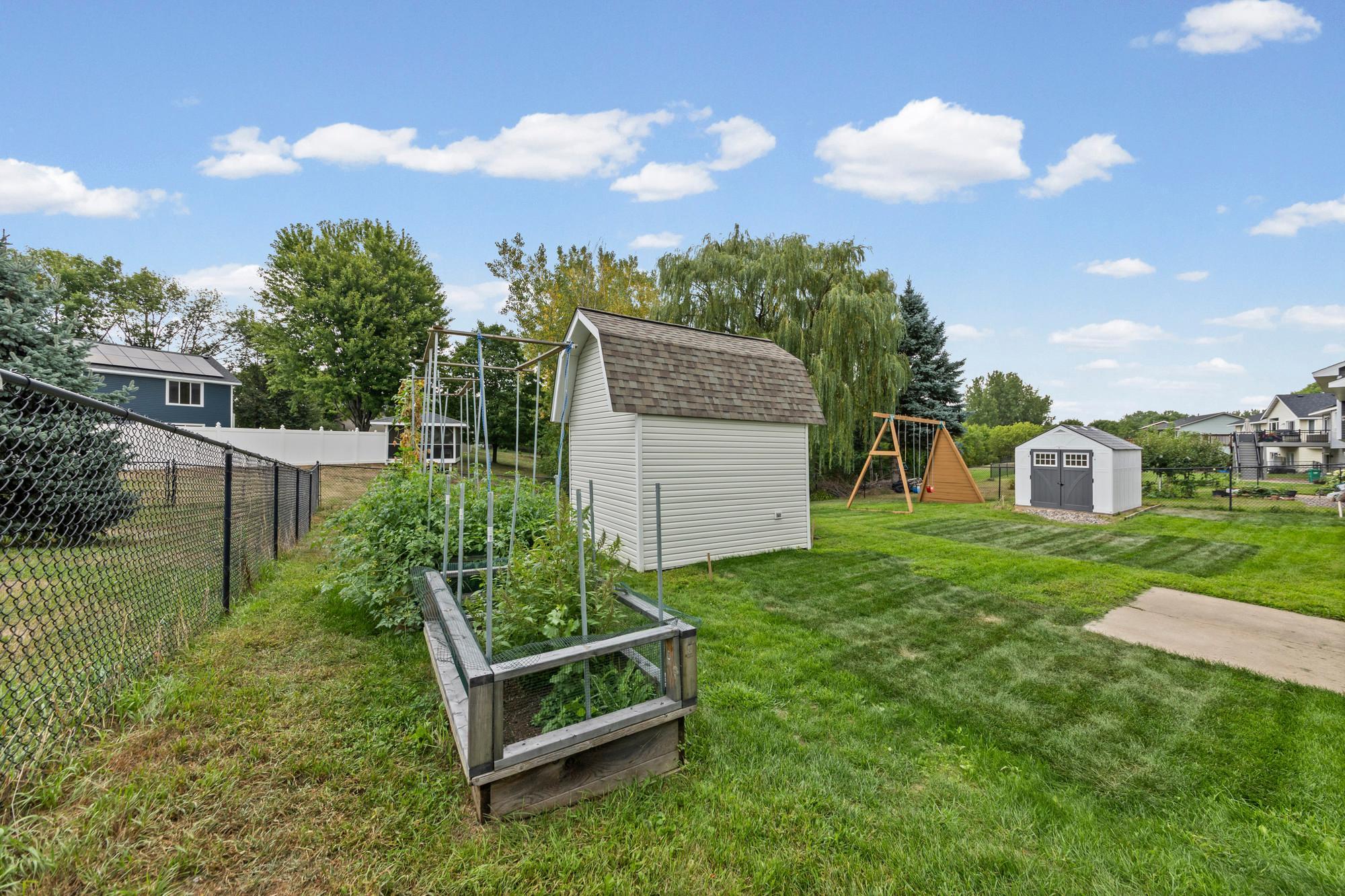 9024 Nevada Avenue N Property Photo 25