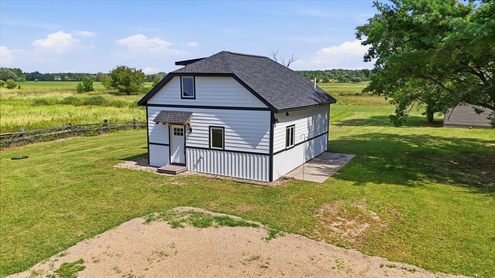 25522 County Road 60 Property Photo 1