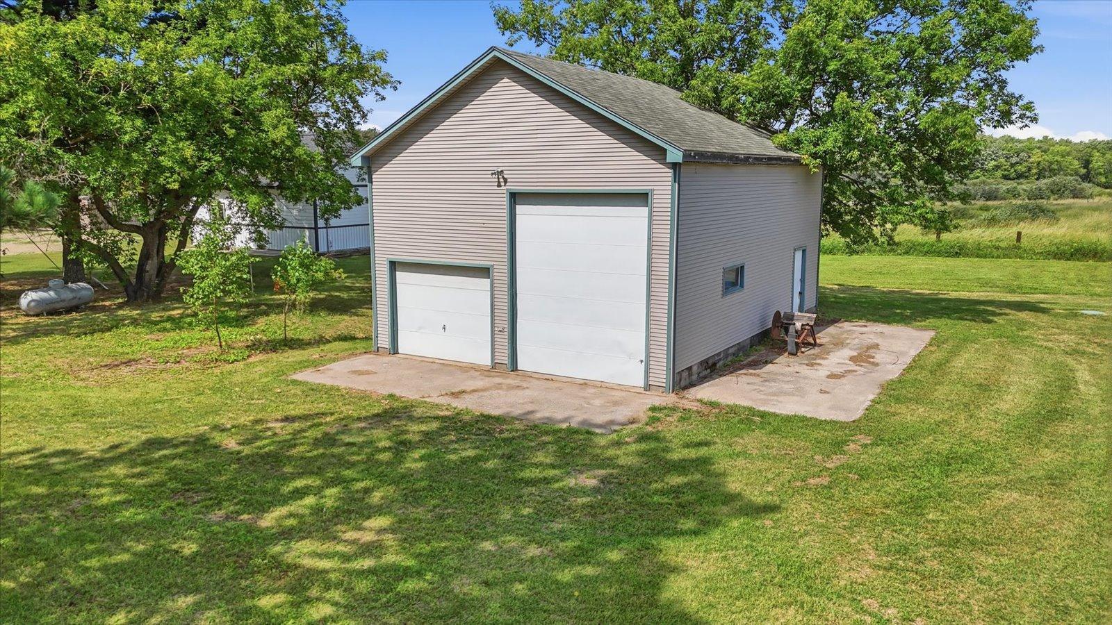 25522 County Road 60 Property Photo 2