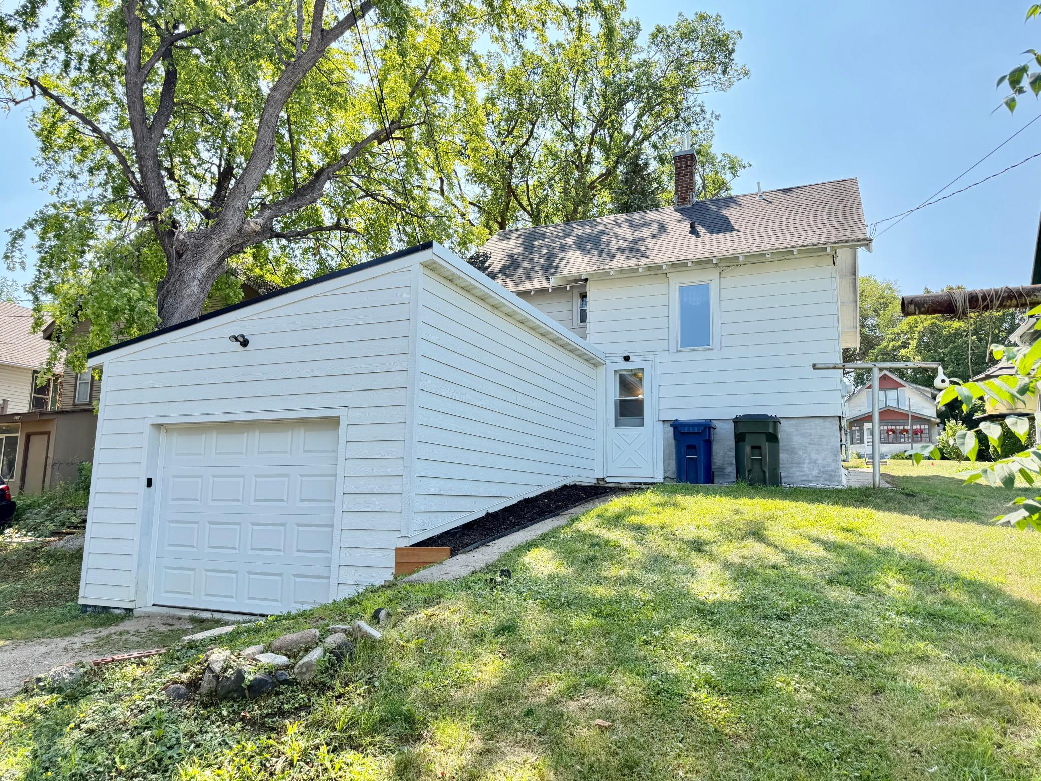 509 E Vernon Avenue Property Photo 5