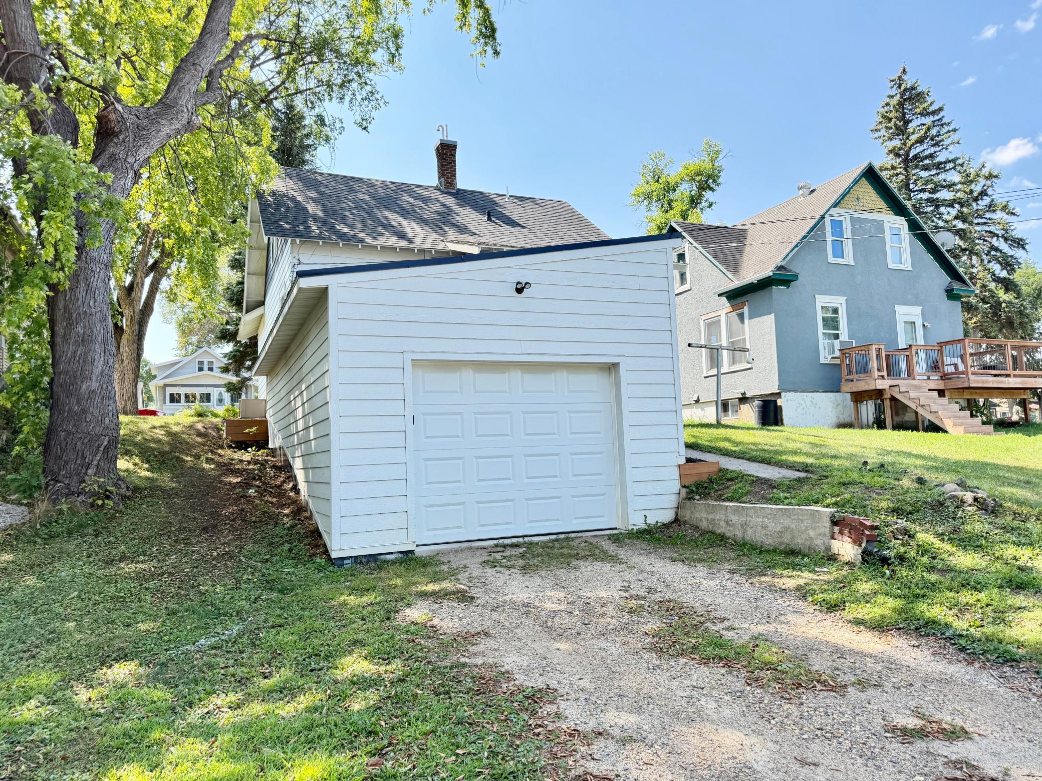 509 E Vernon Avenue Property Photo 6