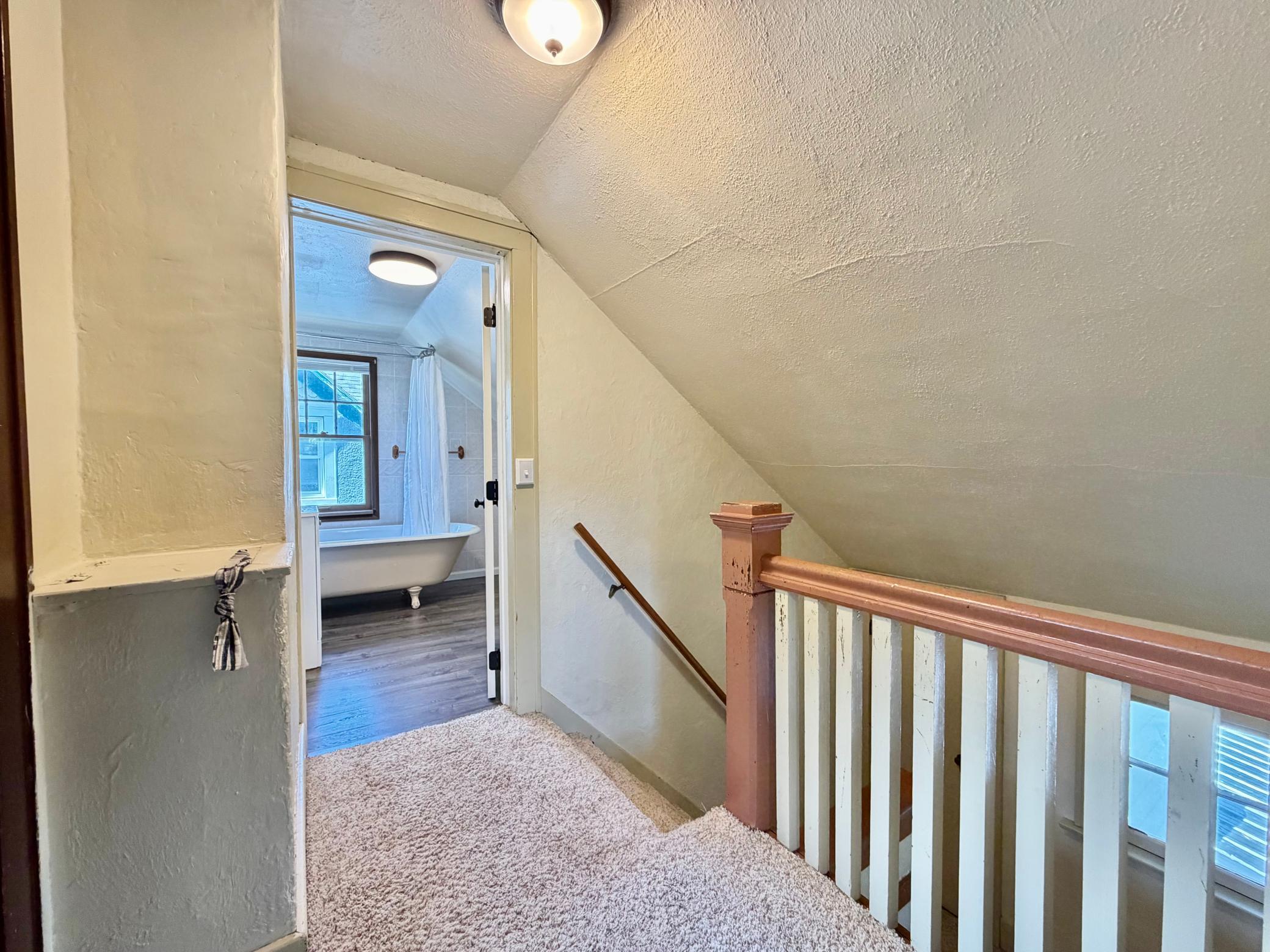 509 E Vernon Avenue Property Photo 17