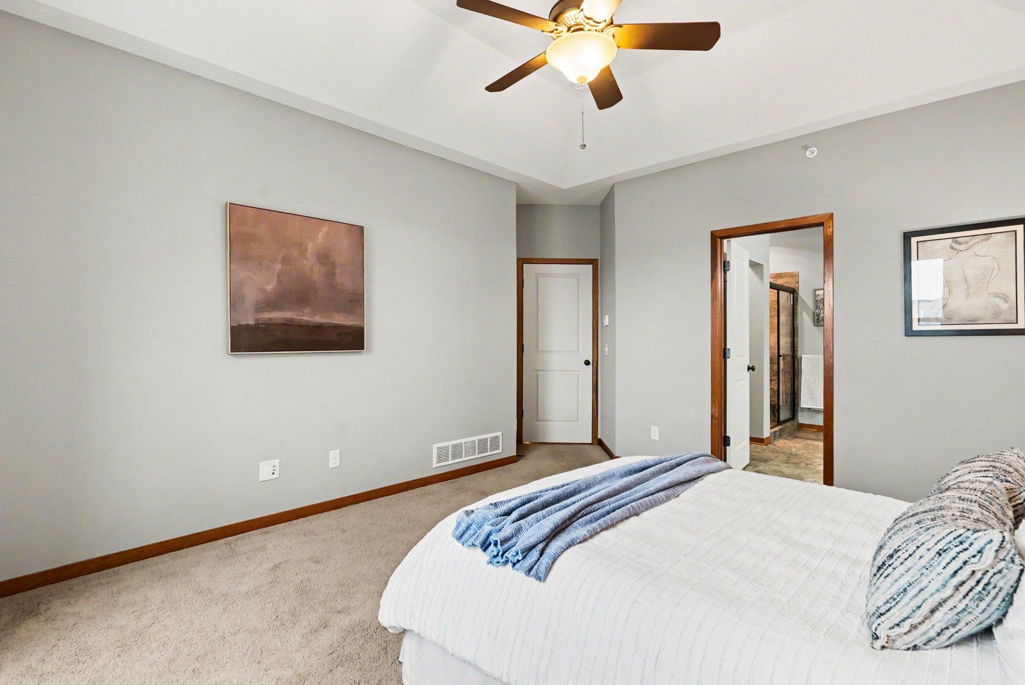 10776 Lyndale Bluffs Trail Property Photo 27