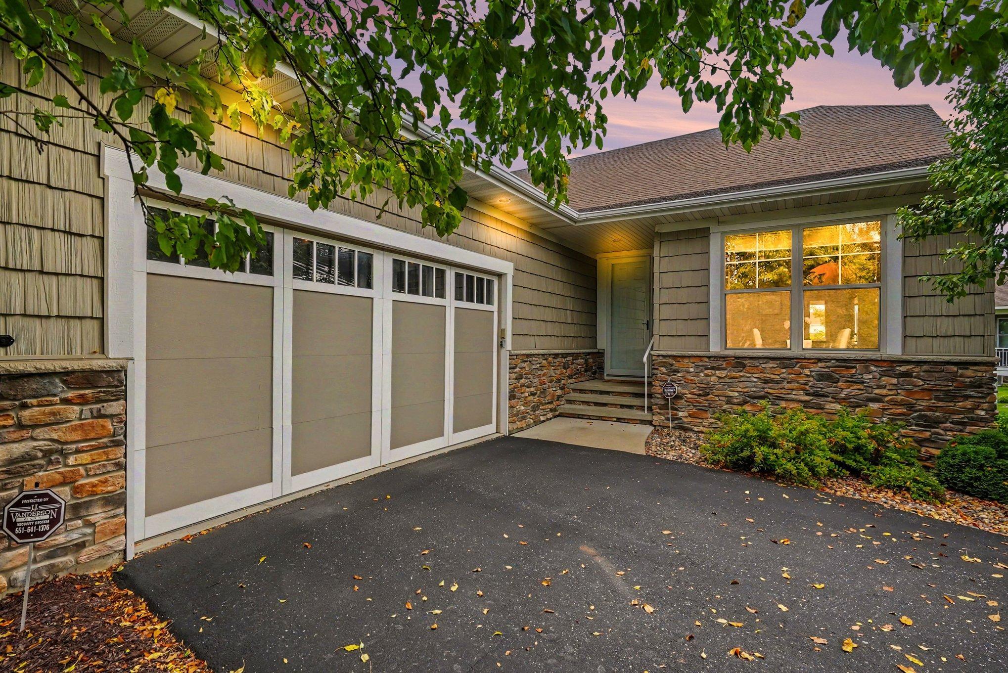 10776 Lyndale Bluffs Trail Property Photo 45