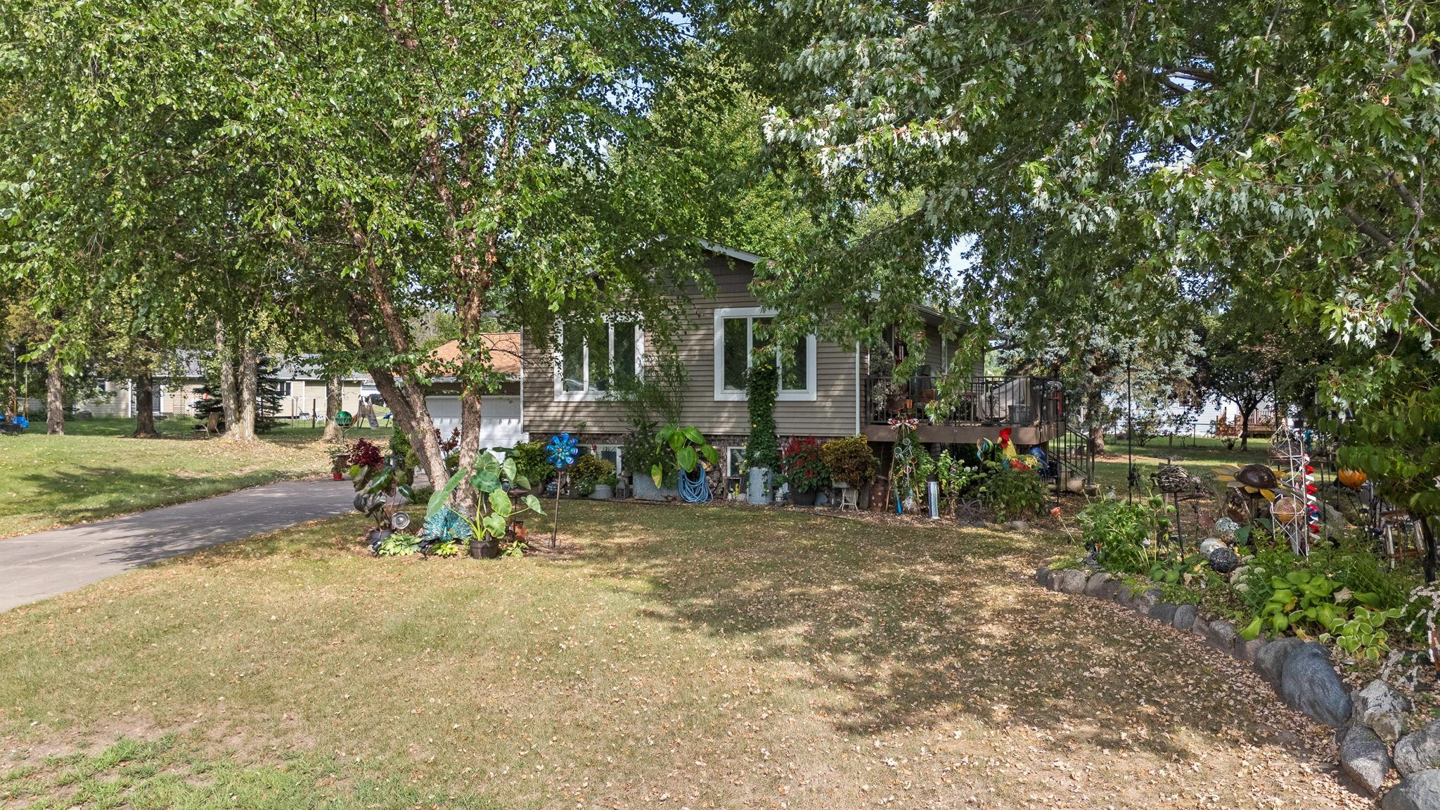 110 Pine Circle Property Photo 1
