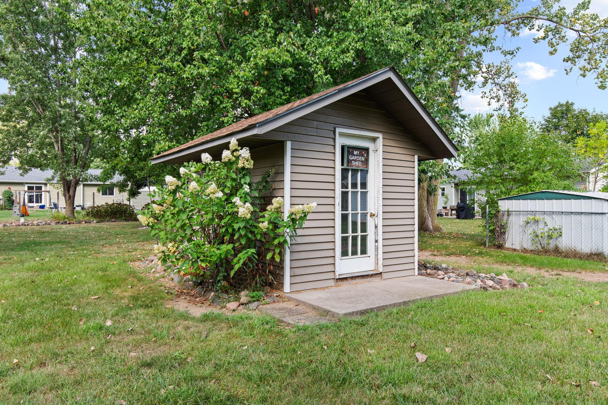 110 Pine Circle Property Photo 24