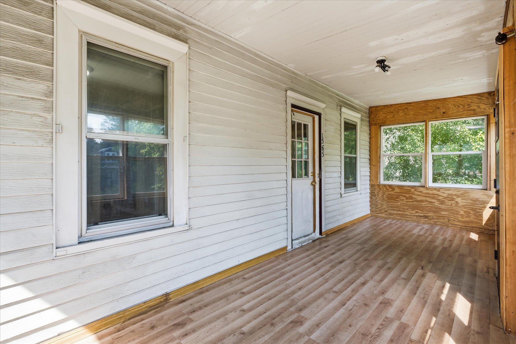 1565 7th Street E Property Photo 6