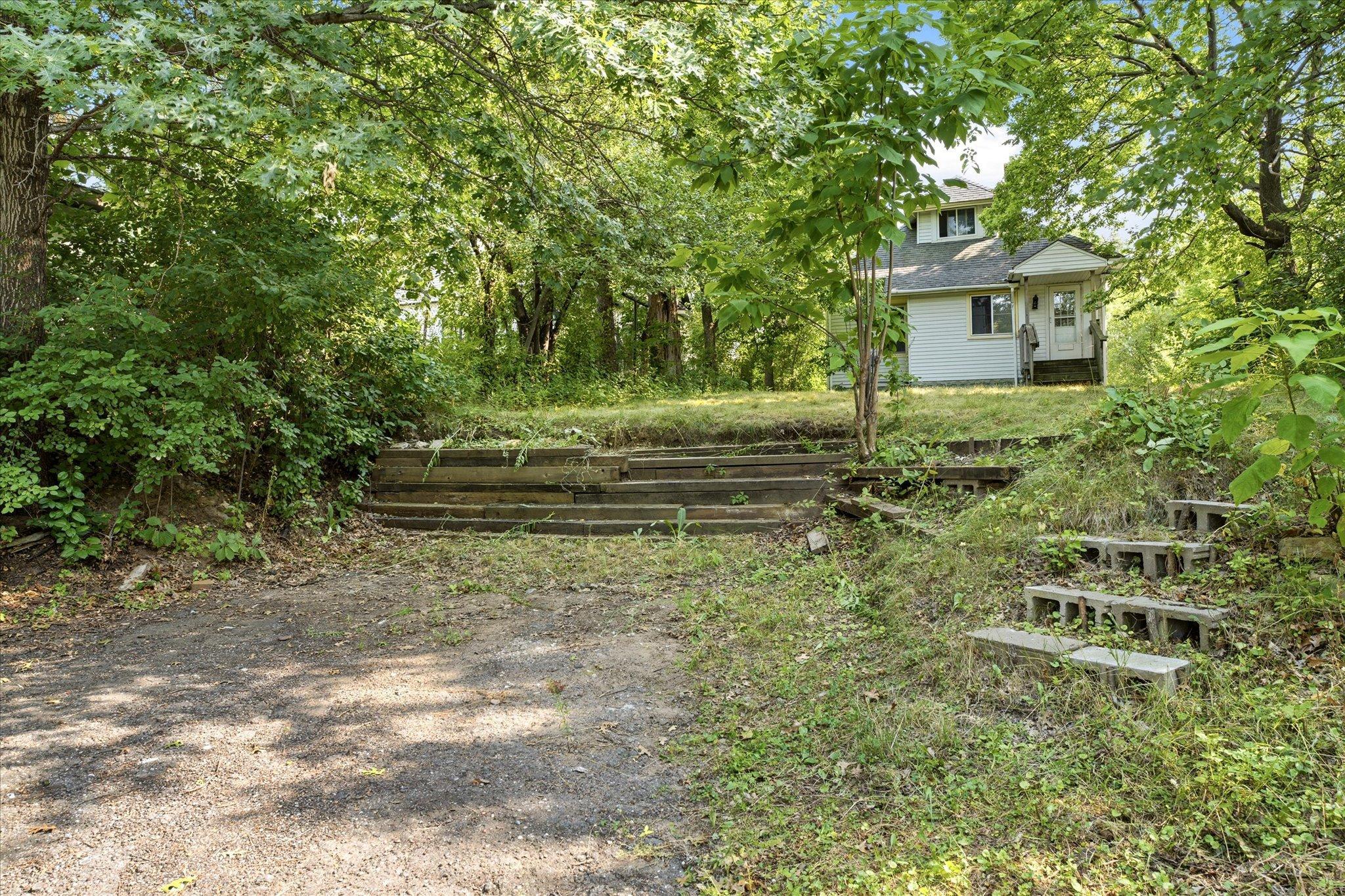 1565 7th Street E Property Photo 21