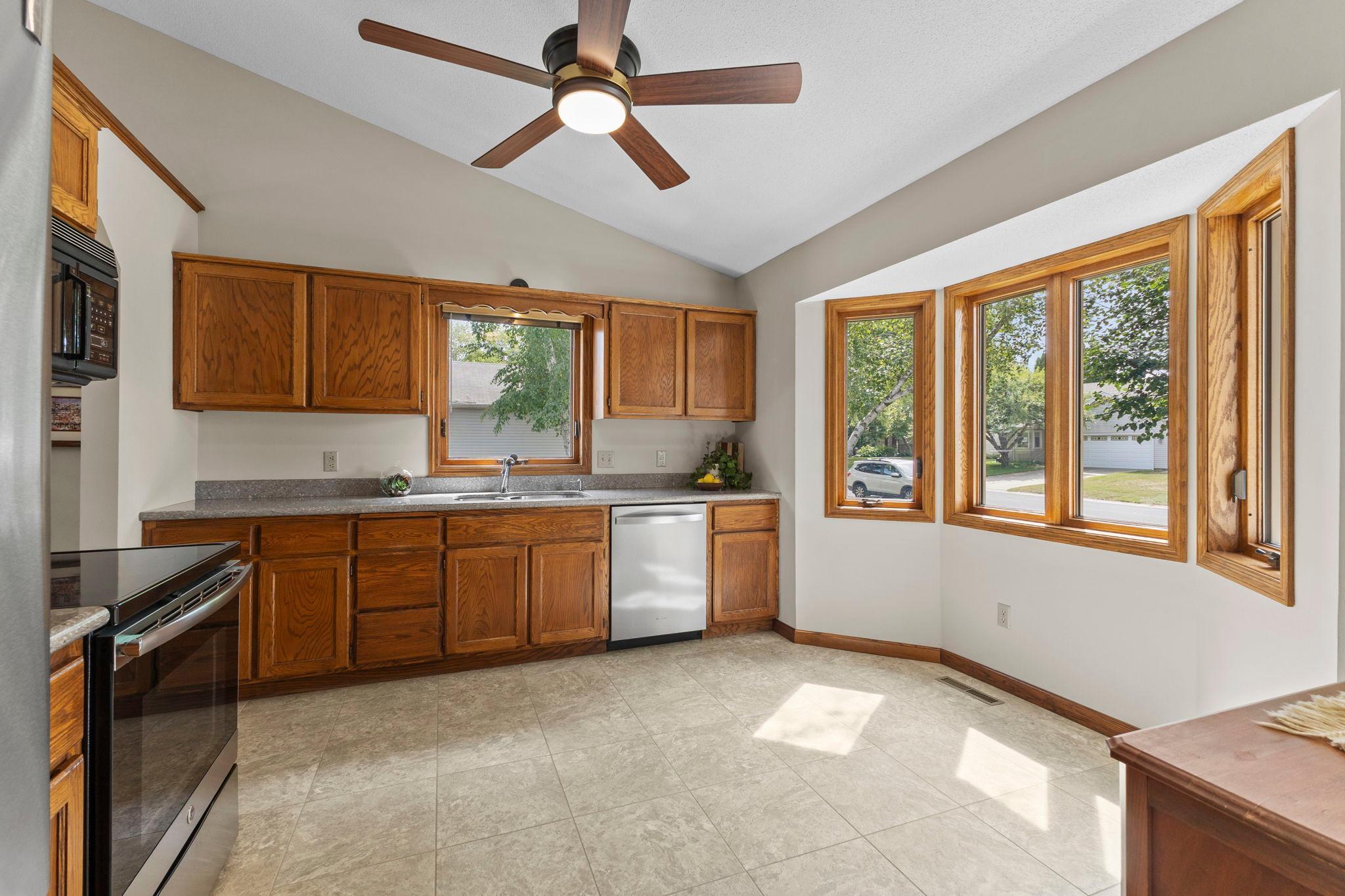 987 Kettle Creek Road Property Photo 5
