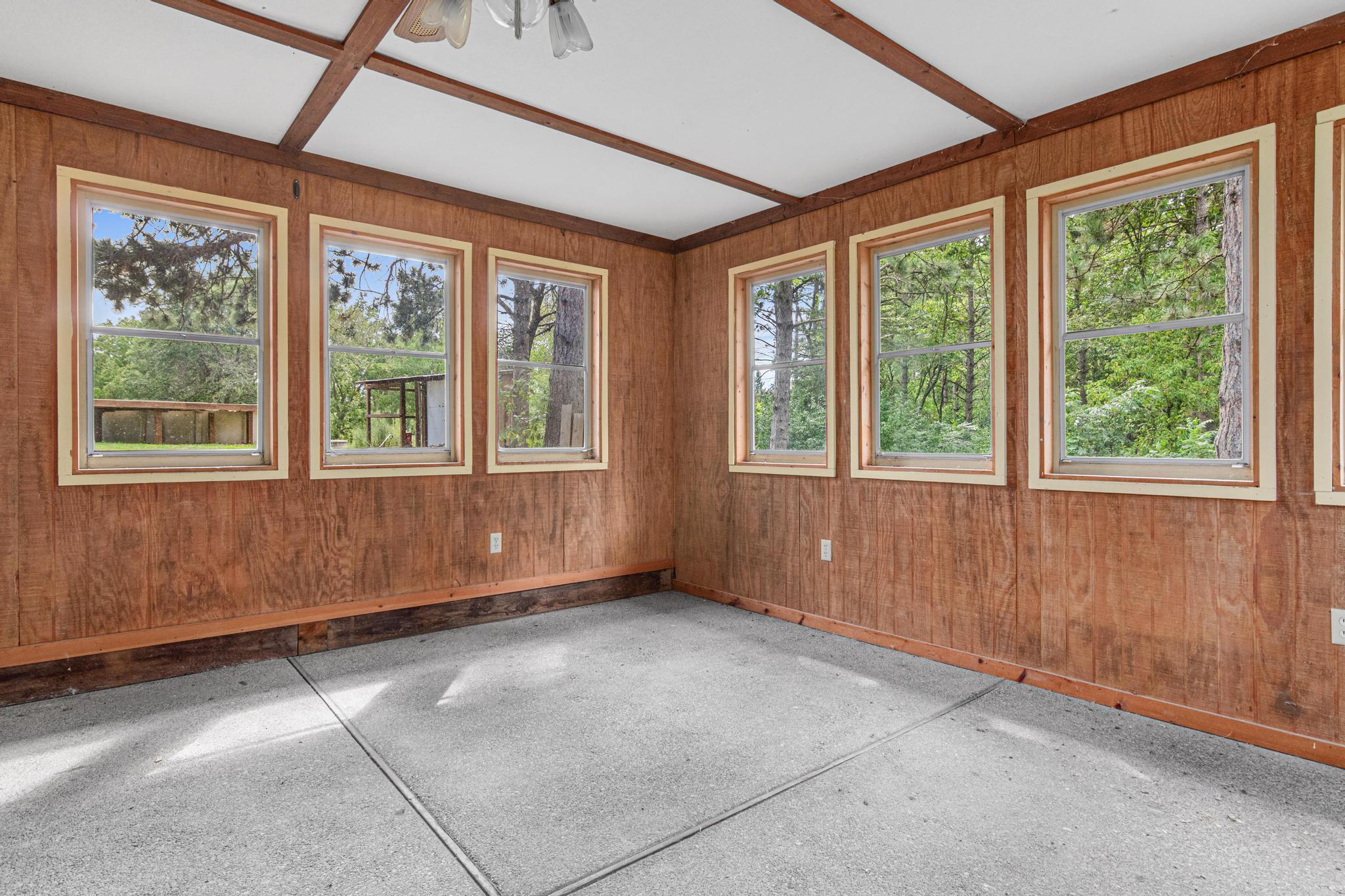 650 93rd Street Property Photo 31