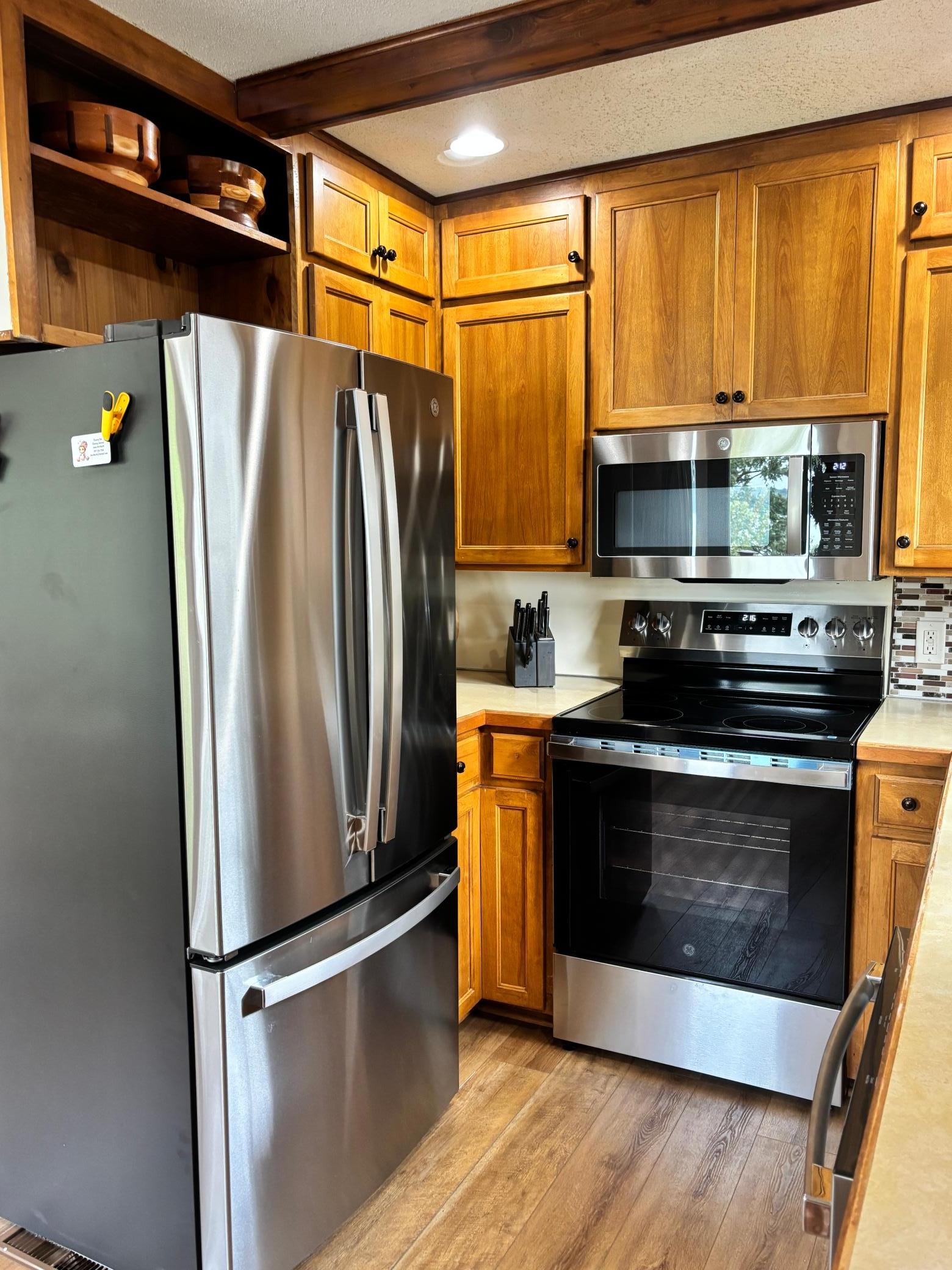 2526 Albion Avenue Property Photo 25