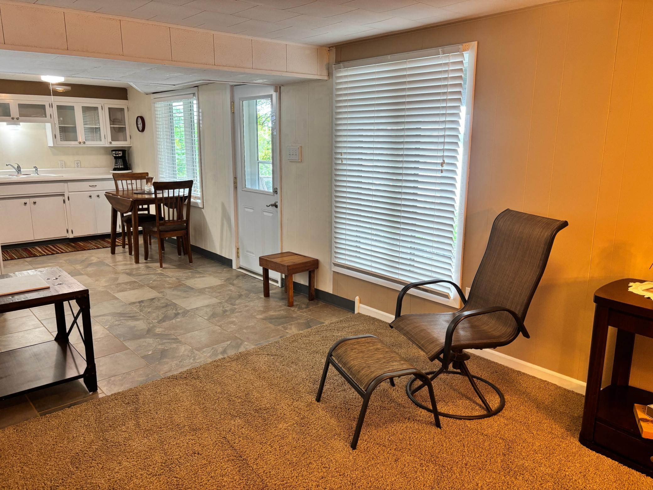 2526 Albion Avenue Property Photo 47
