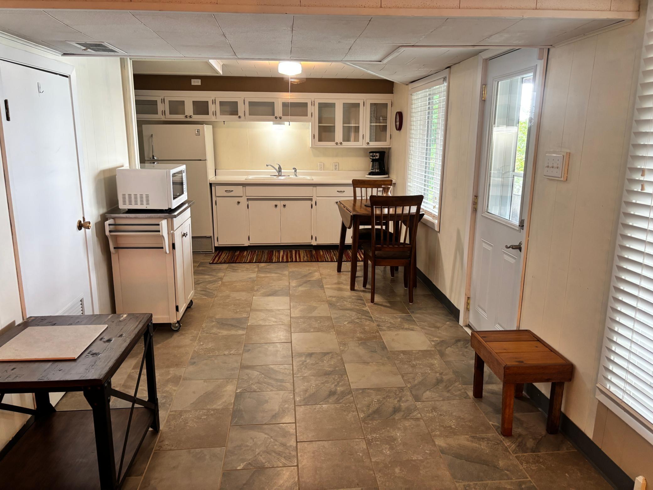 2526 Albion Avenue Property Photo 48