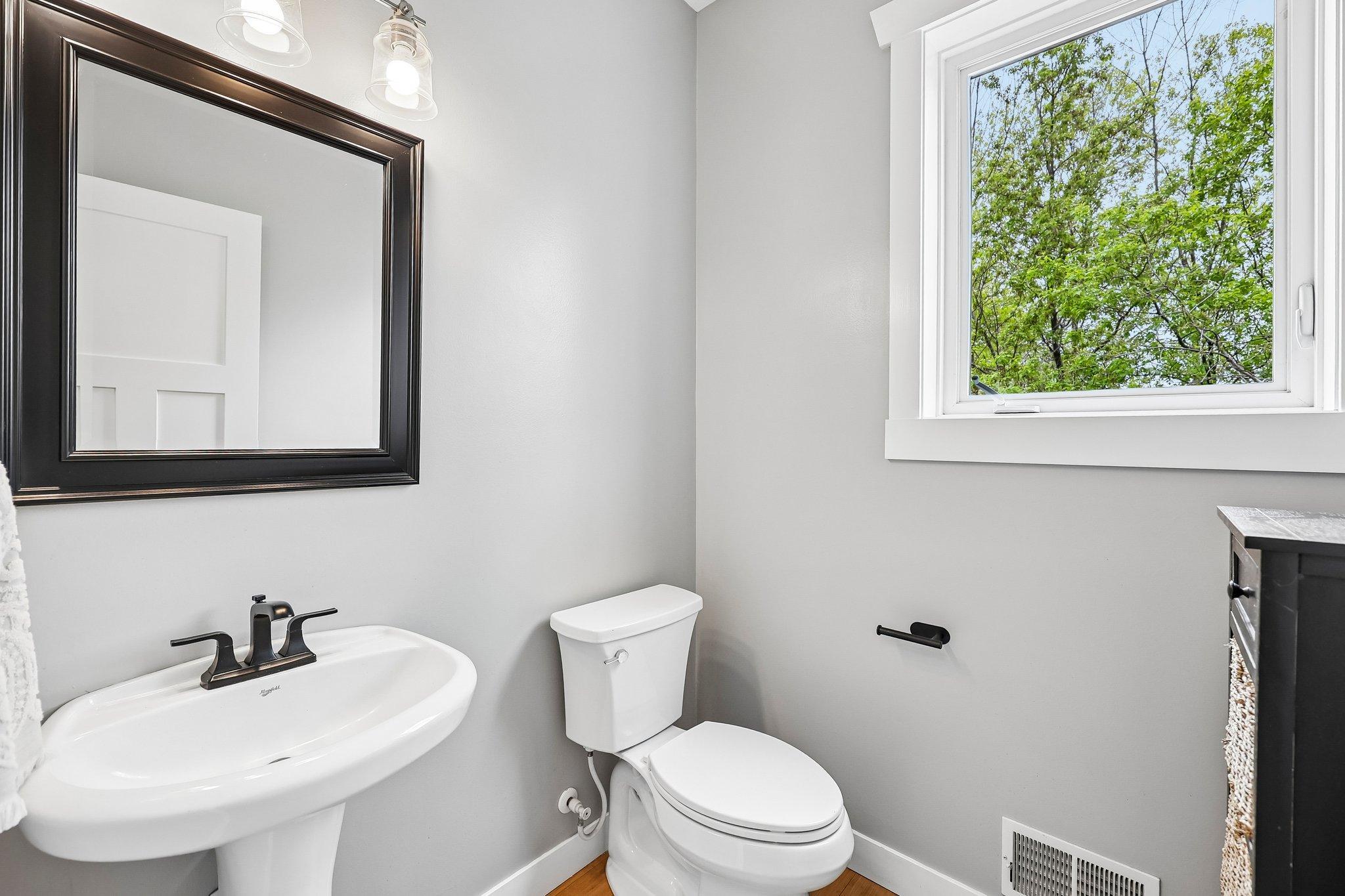 4798 Red Pine Court Property Photo 19
