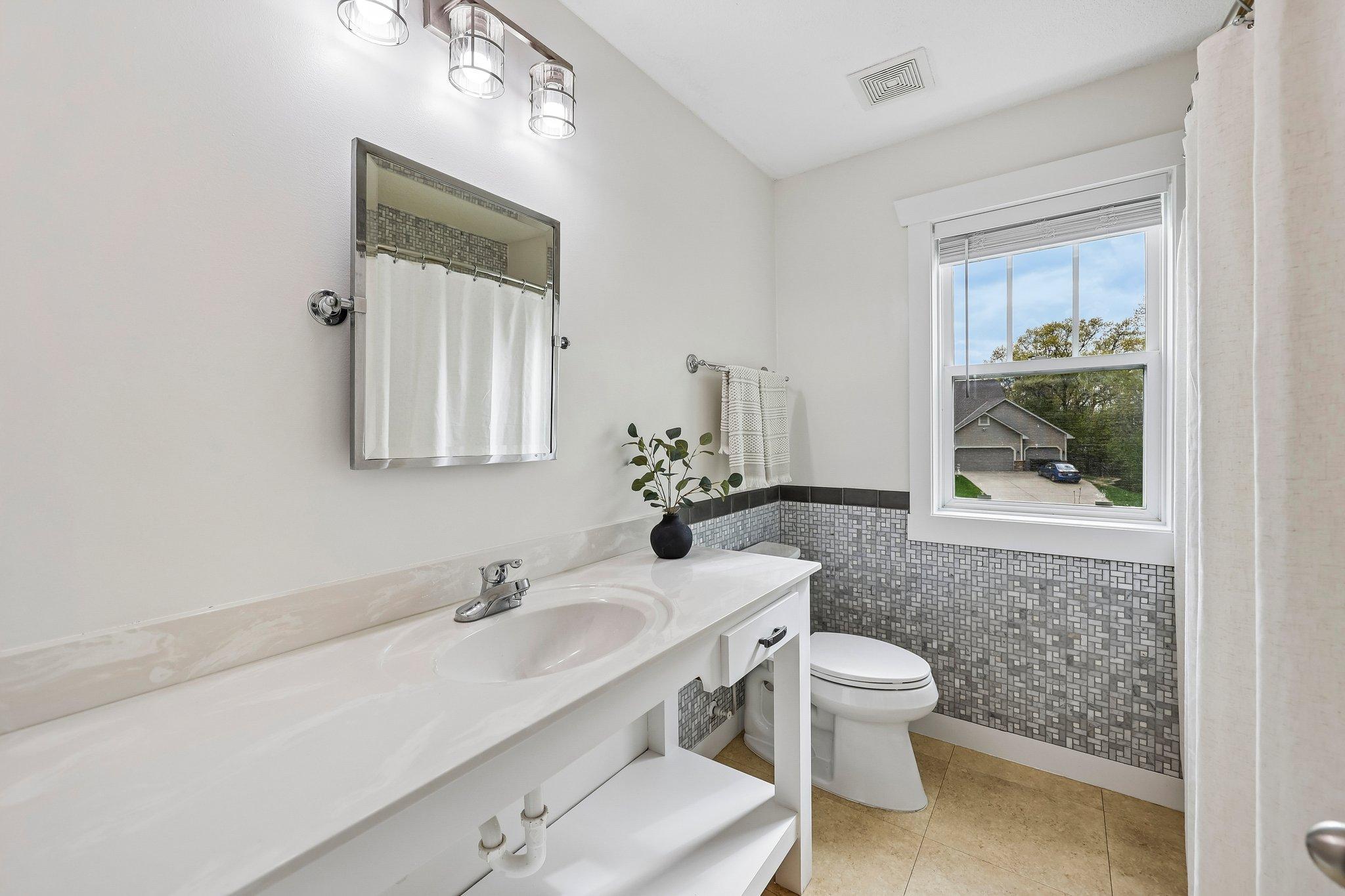 4798 Red Pine Court Property Photo 39