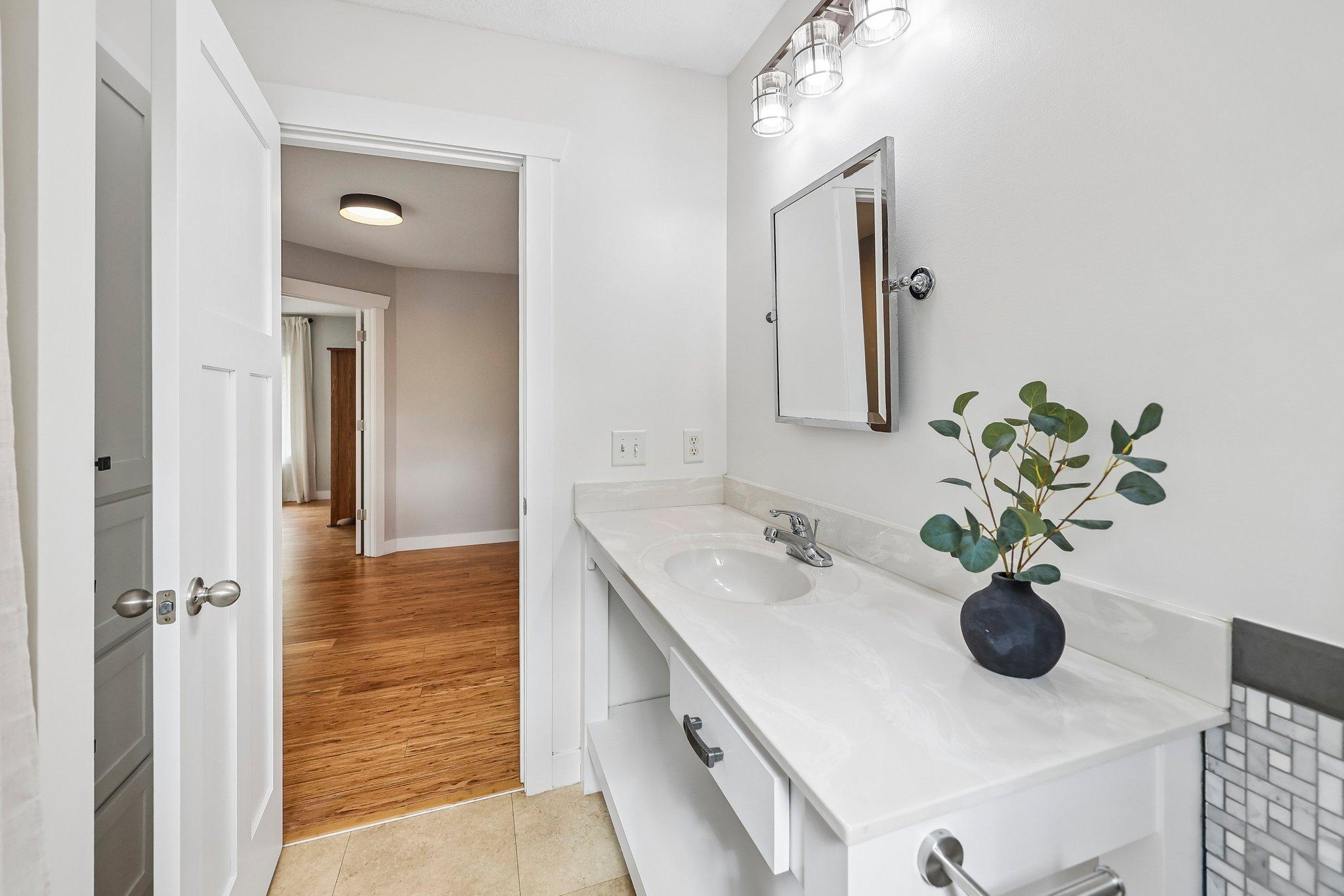 4798 Red Pine Court Property Photo 40