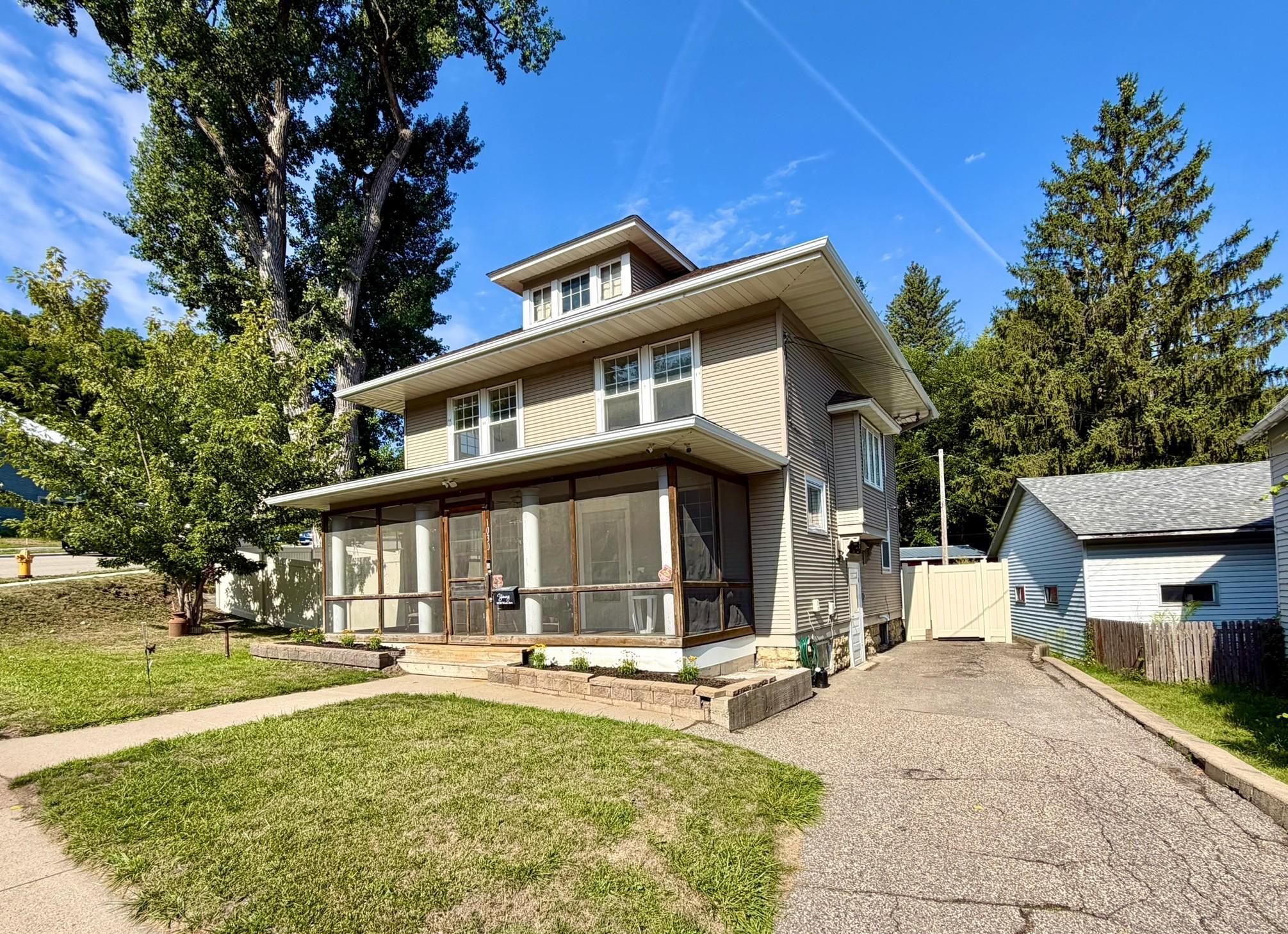 1030 West Avenue Property Photo 1