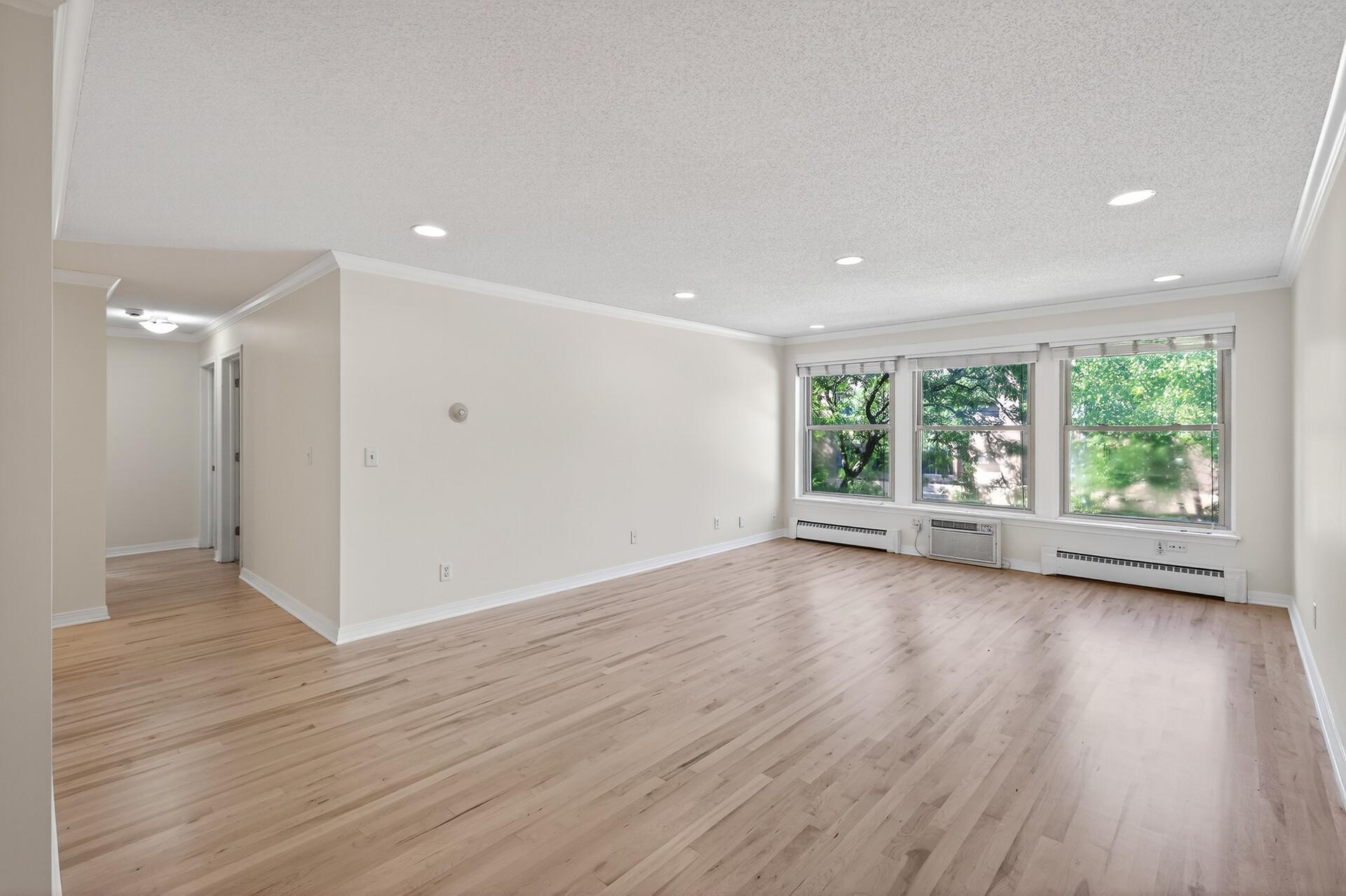 821 Douglas Avenue 204 Property Photo 5