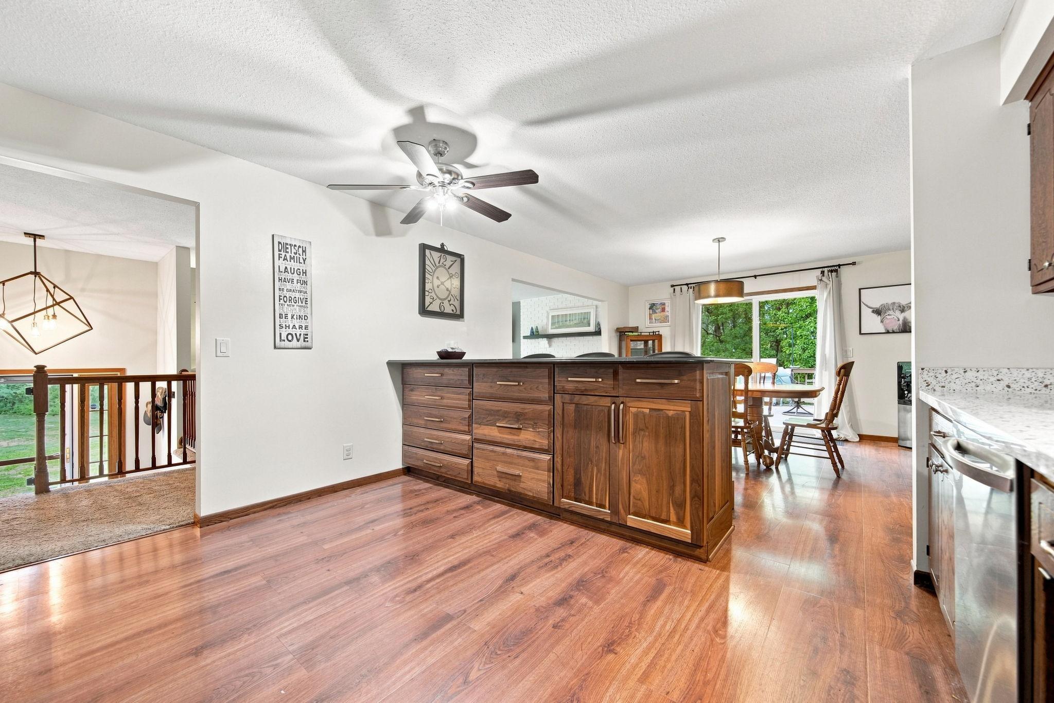 861 Willow Ridge 1 Property Photo 18