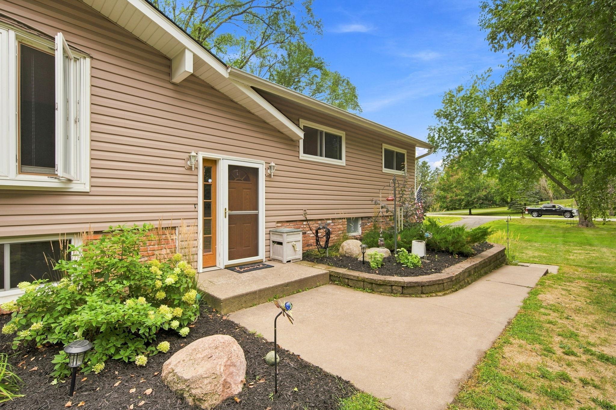 861 Willow Ridge 1 Property Photo 60