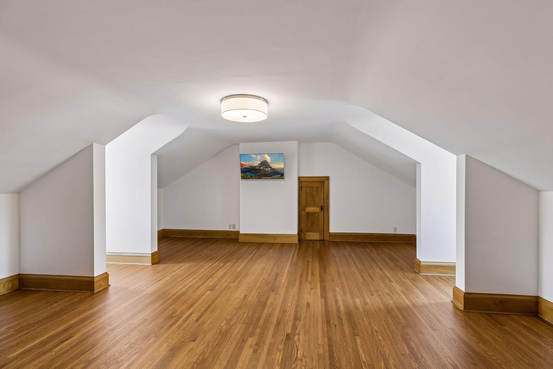 1465 Summit Avenue Property Photo 82