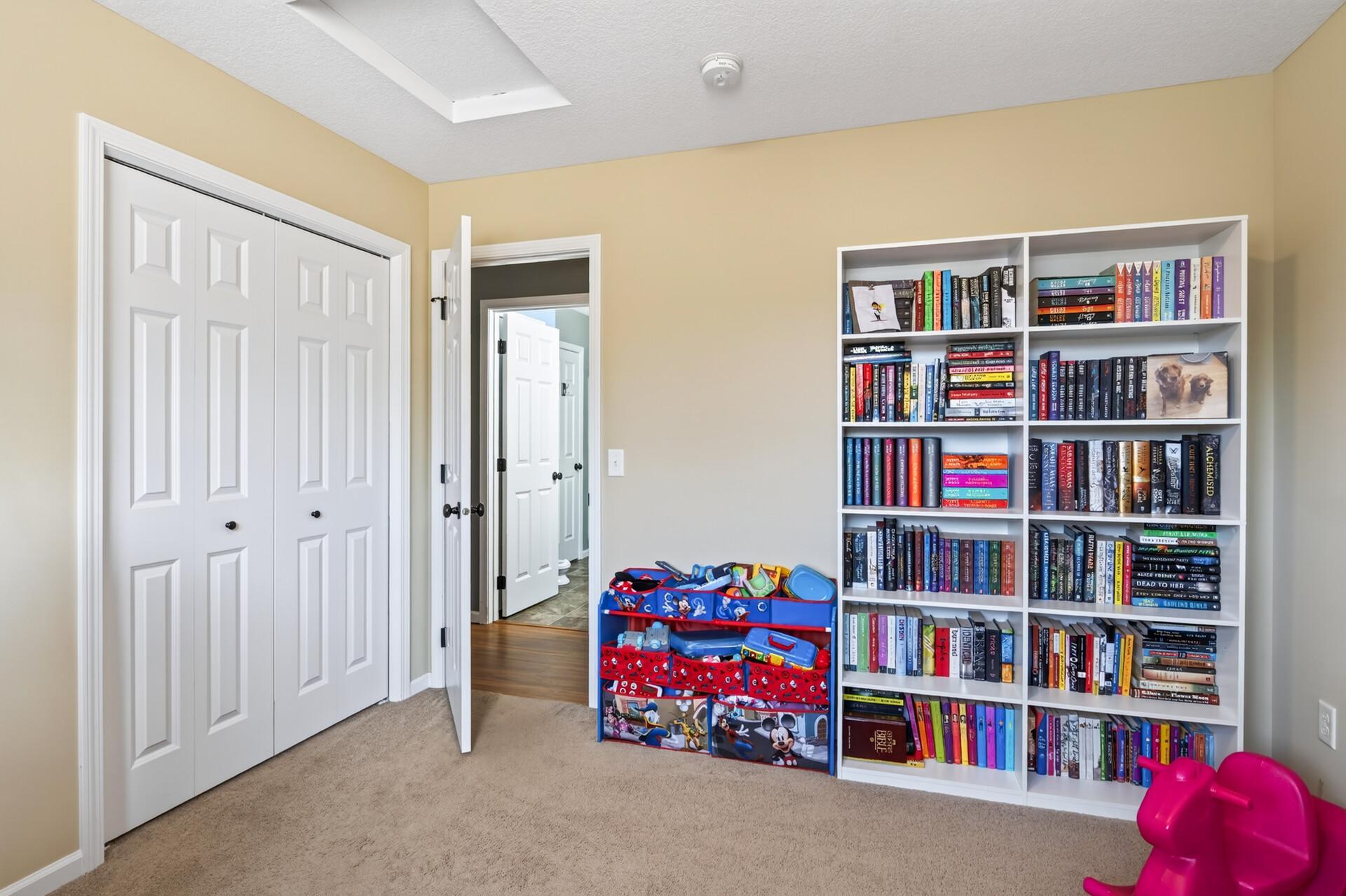 9379 Goodrich Drive Property Photo 10