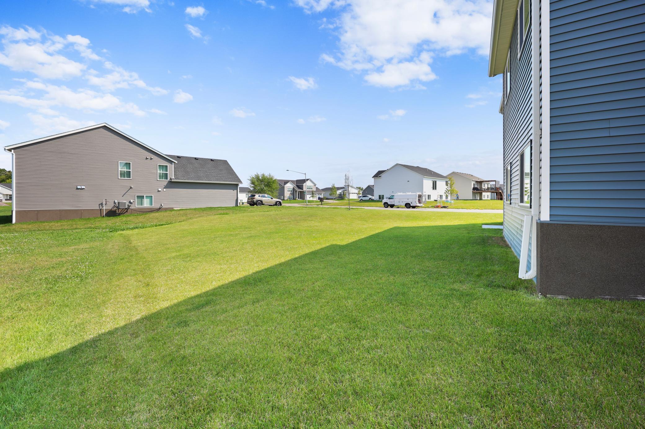 4706 8th Street Loop Ne Property Photo 5