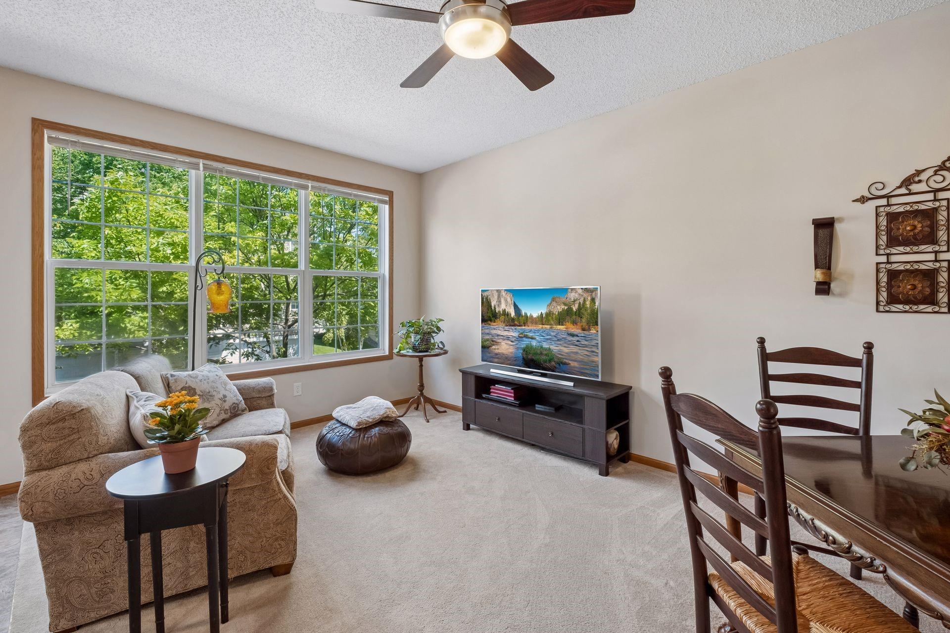 4570 Bulrush Boulevard Property Photo 8