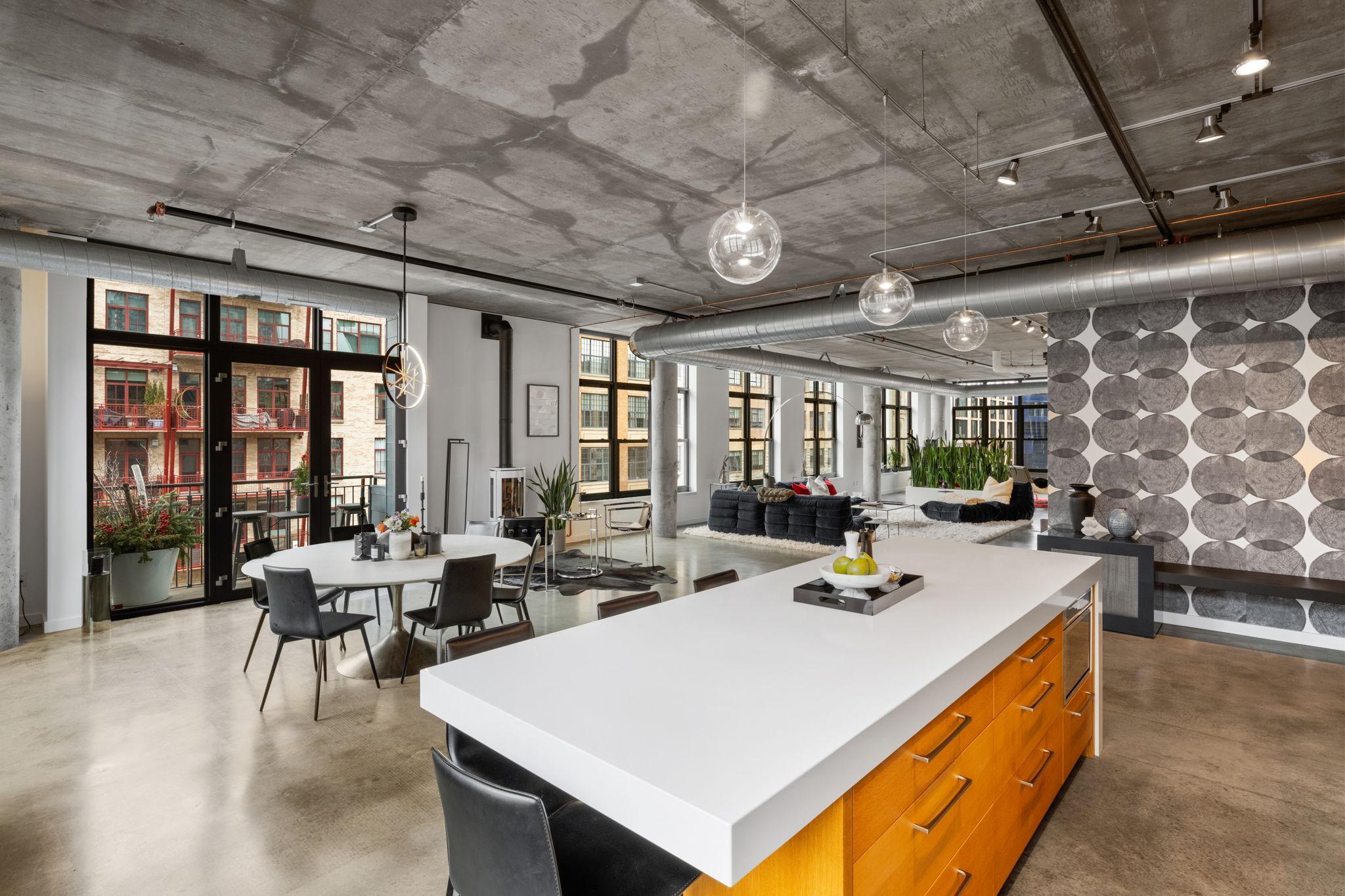 200 Park Avenue 401 Property Photo 1