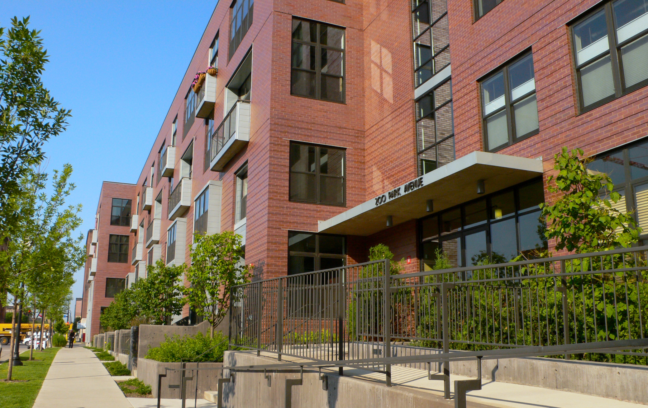 200 Park Avenue 401 Property Photo 2