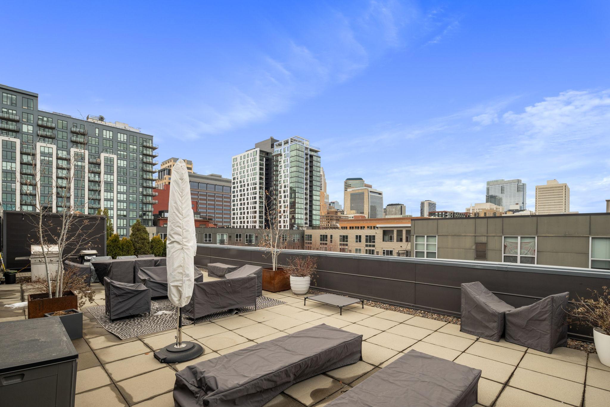 200 Park Avenue 401 Property Photo 45